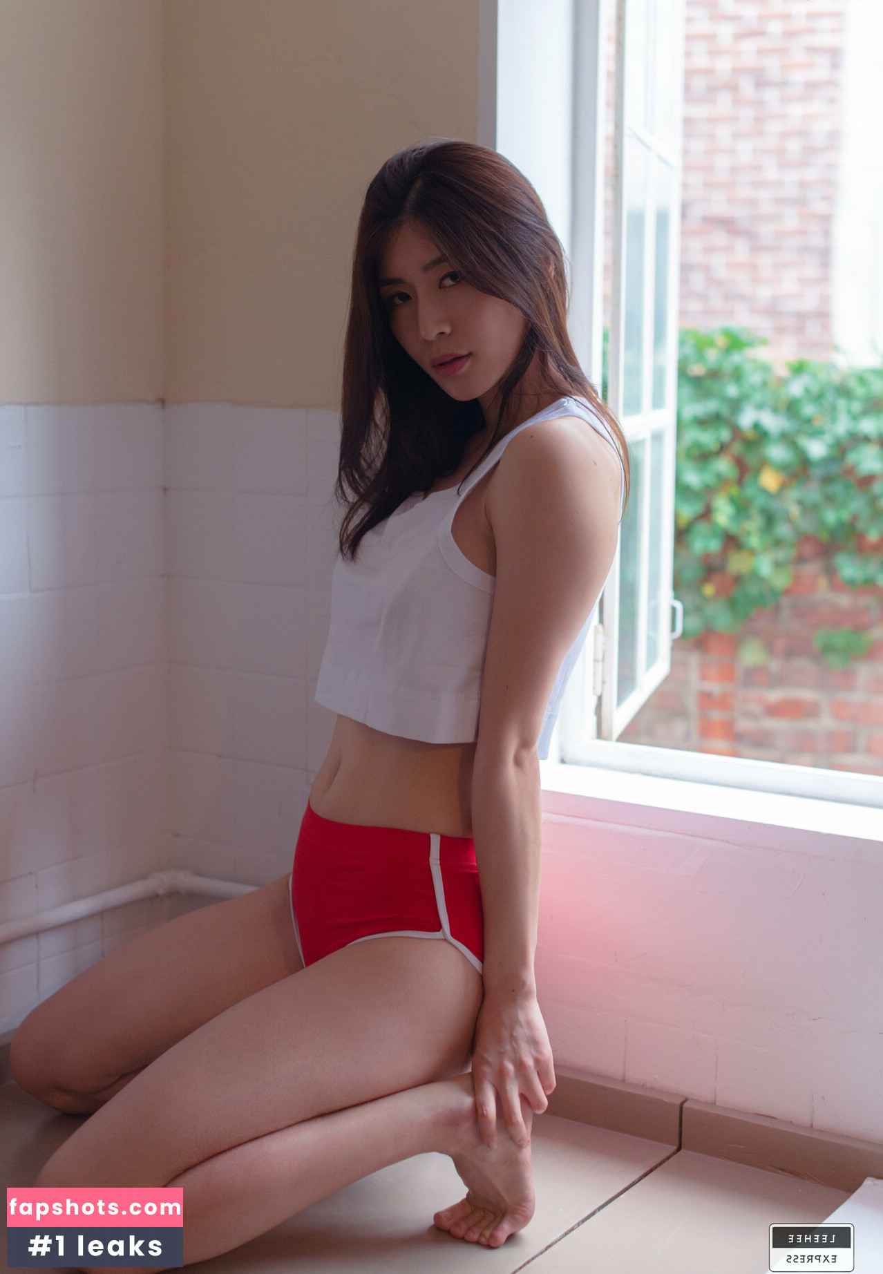 Min.E gallery photo #25