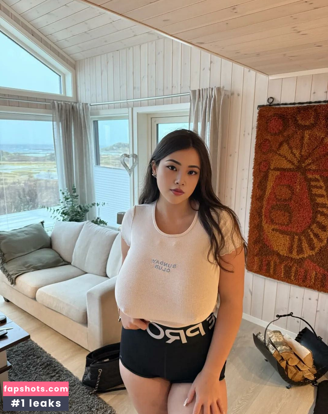 Min Ji Lee gallery photo #3