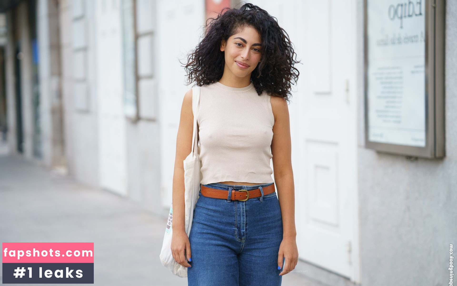 Mina El Hammani gallery photo #11