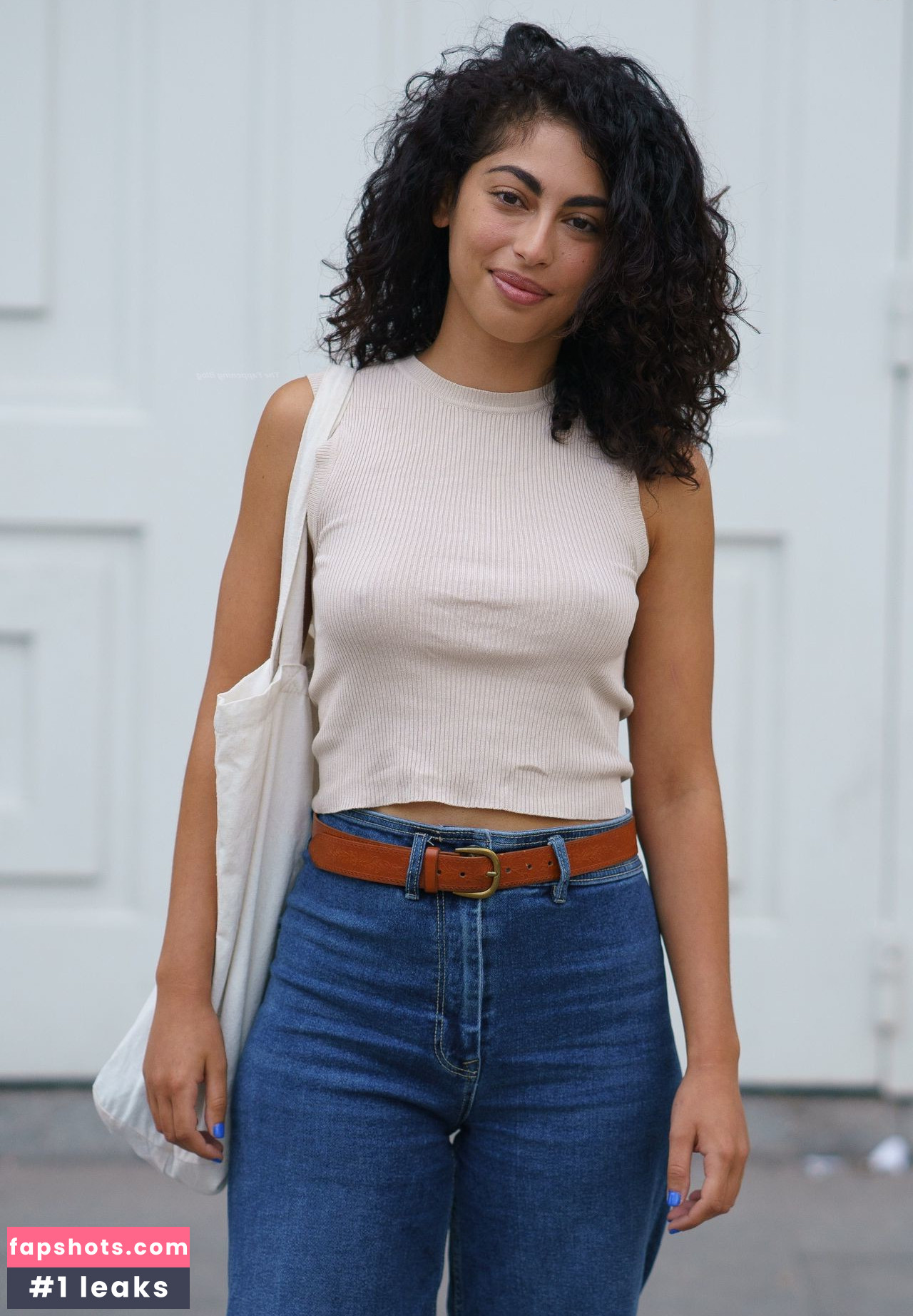 Mina El Hammani gallery photo #5