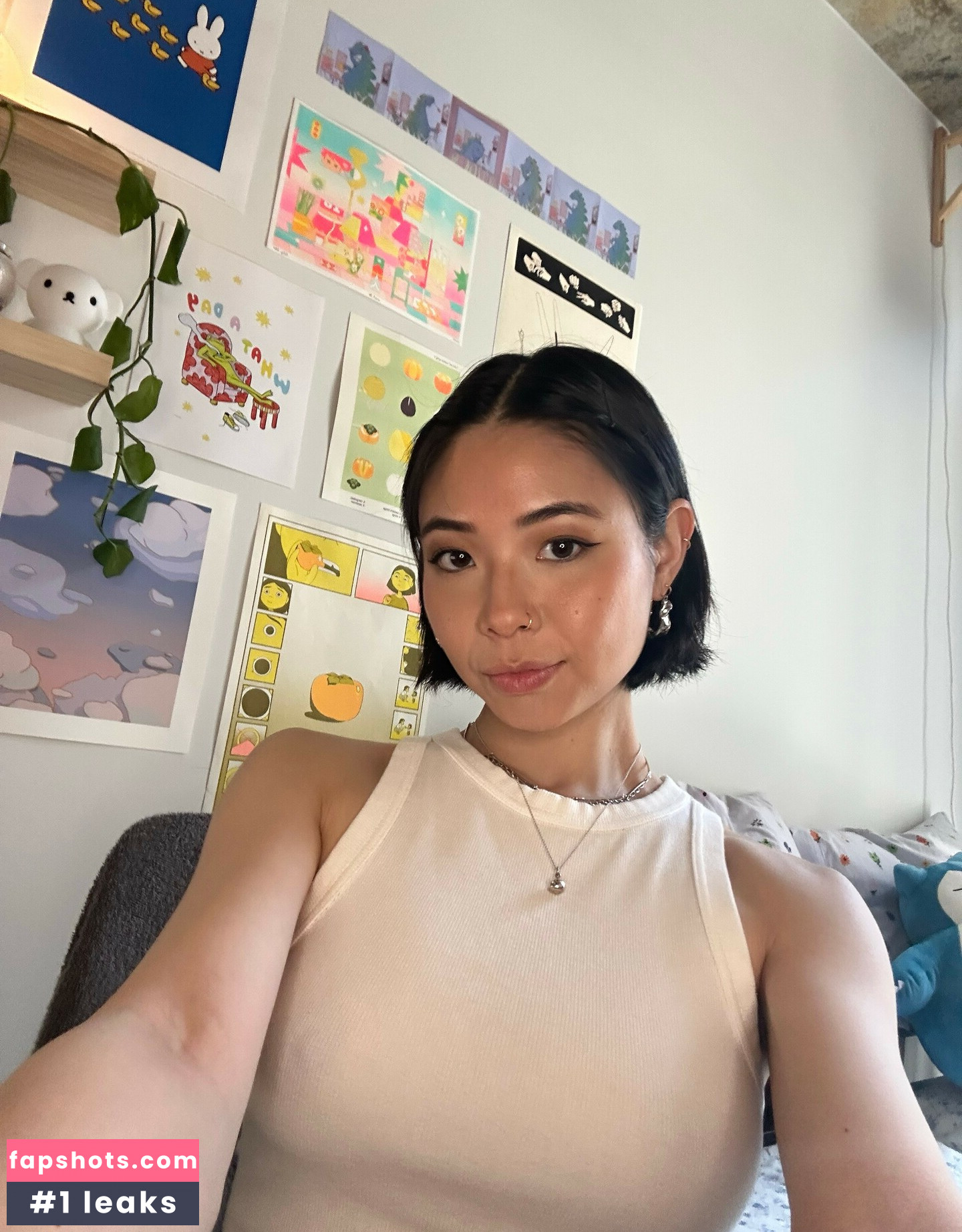 Mina Makes Noise ASMR gallery photo #21