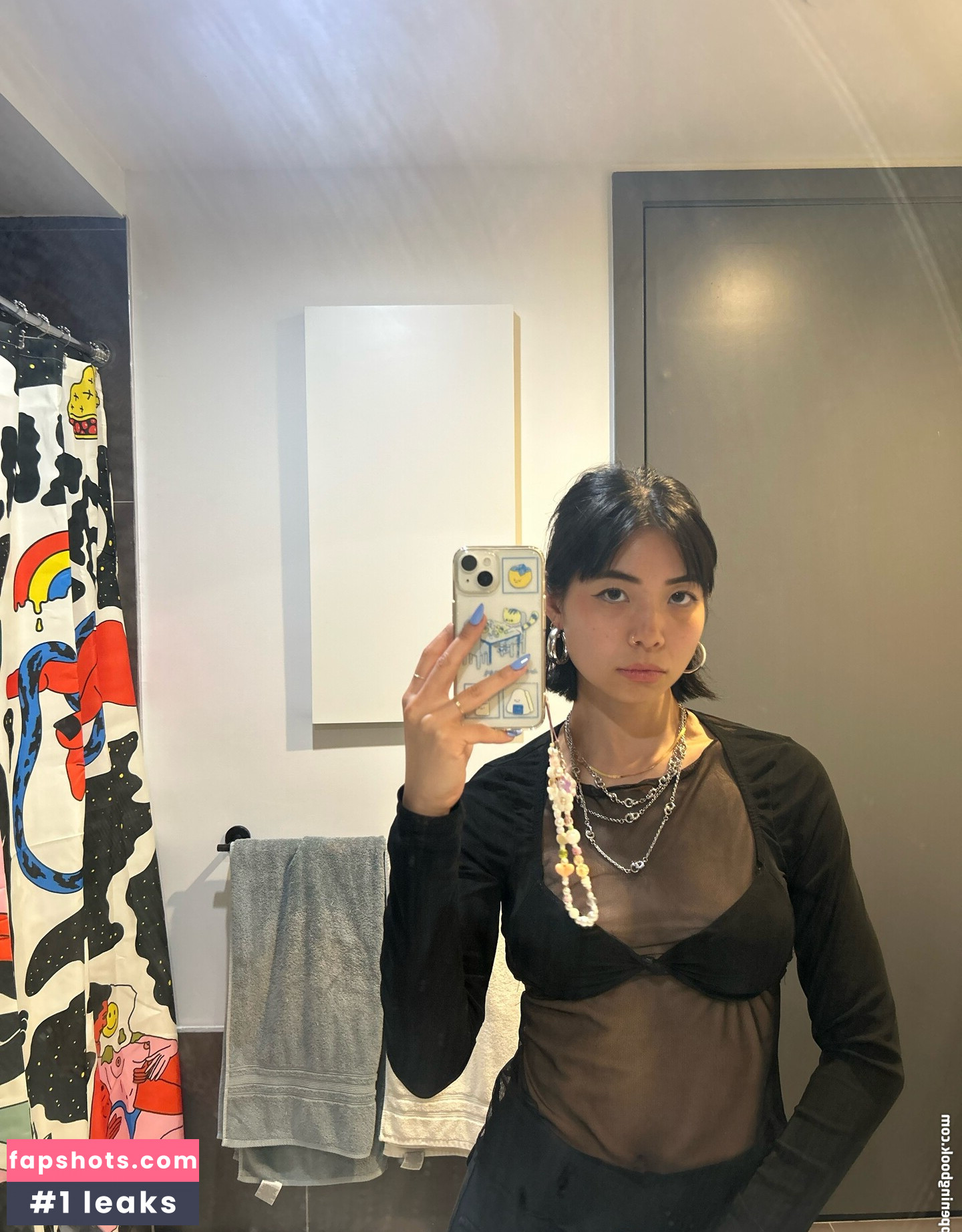 Mina Makes Noise ASMR gallery photo #26