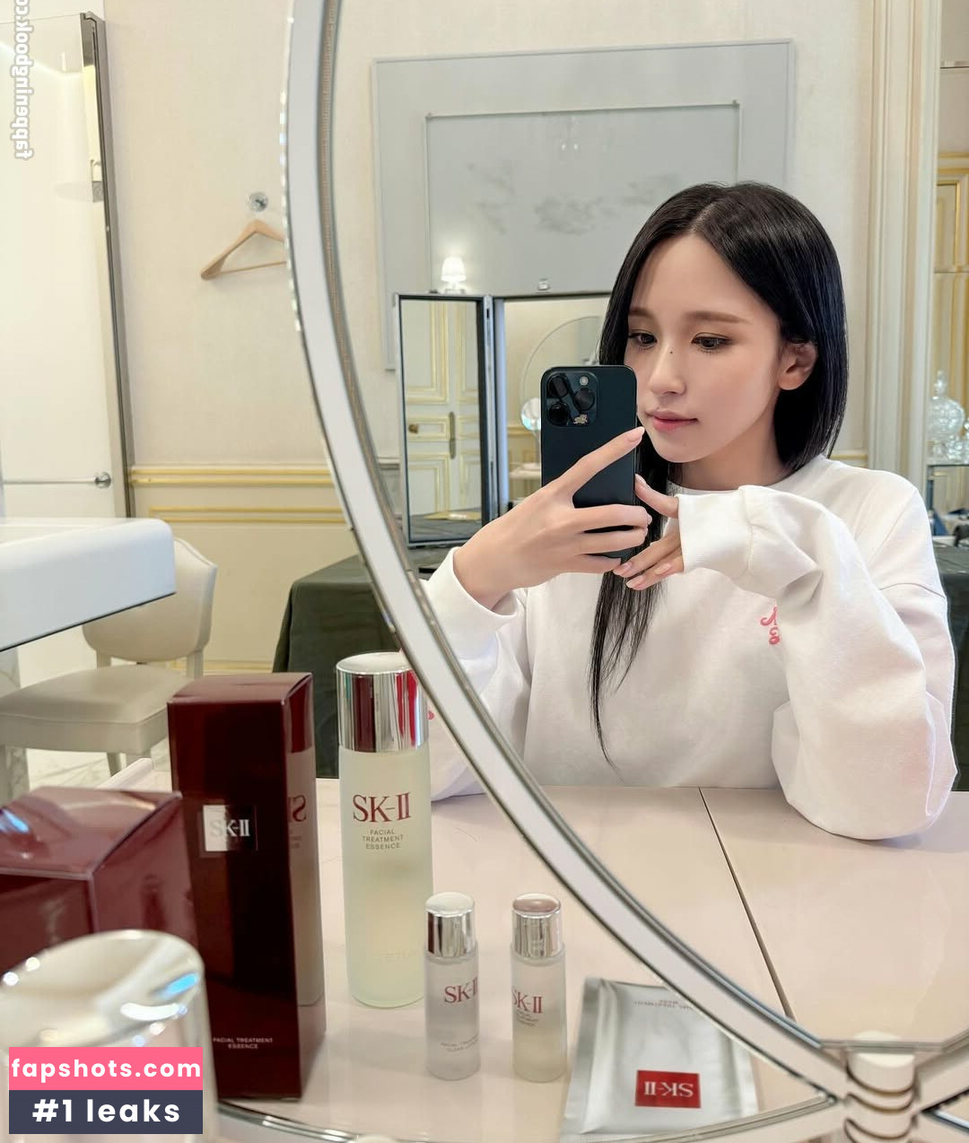 Mina Myoi gallery photo #11