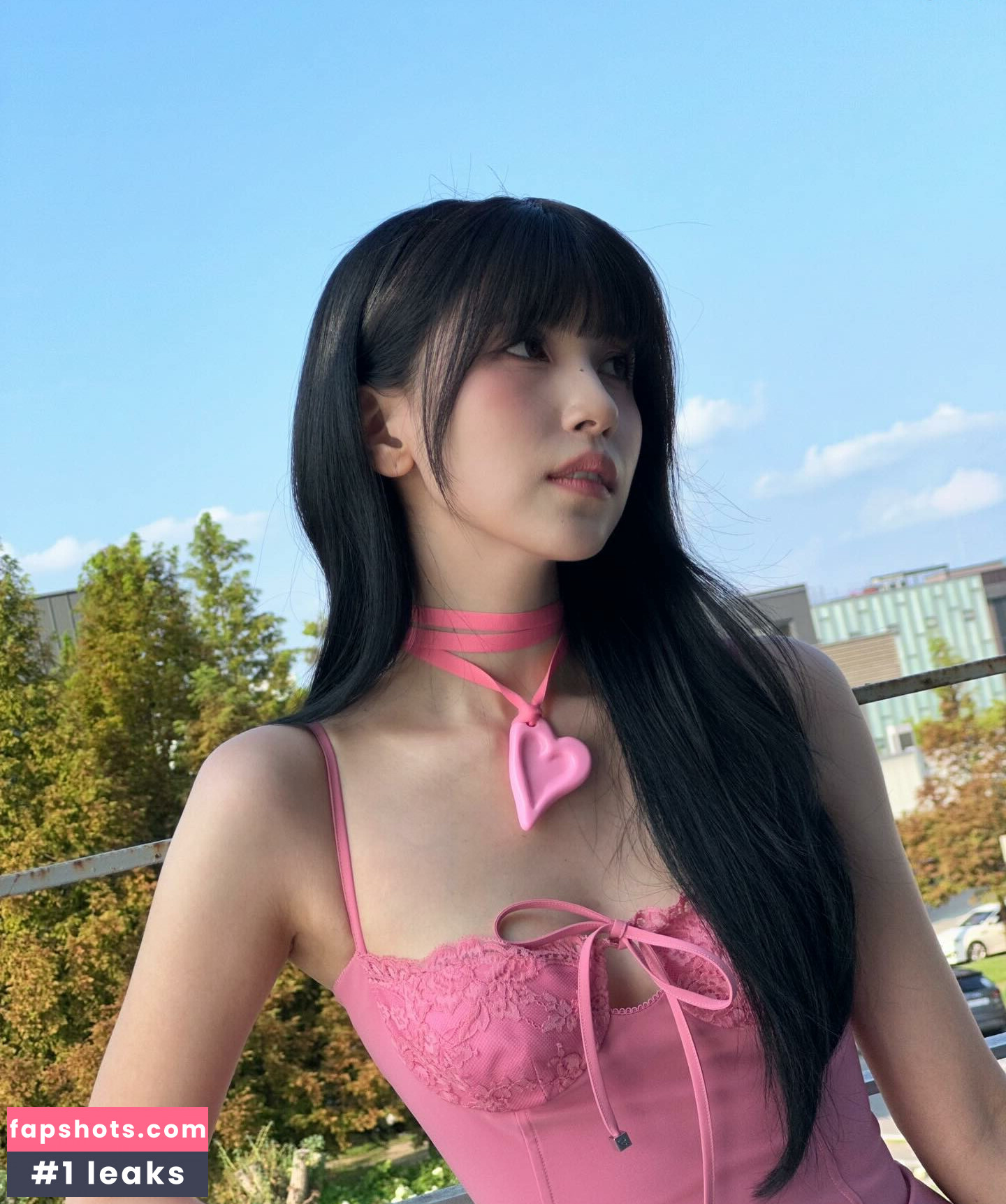 Mina Myoi gallery photo #12