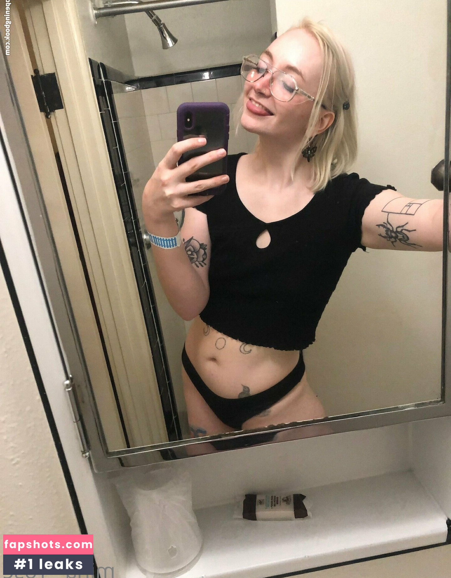 mina__rose gallery photo #5