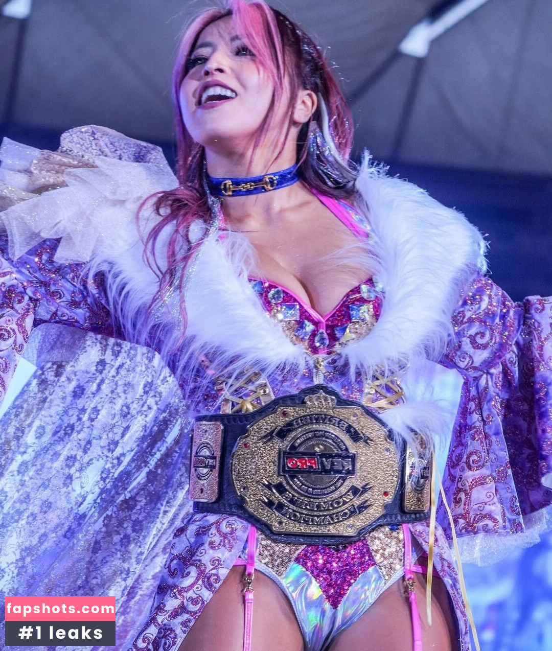 Mina Shirakawa gallery photo #104