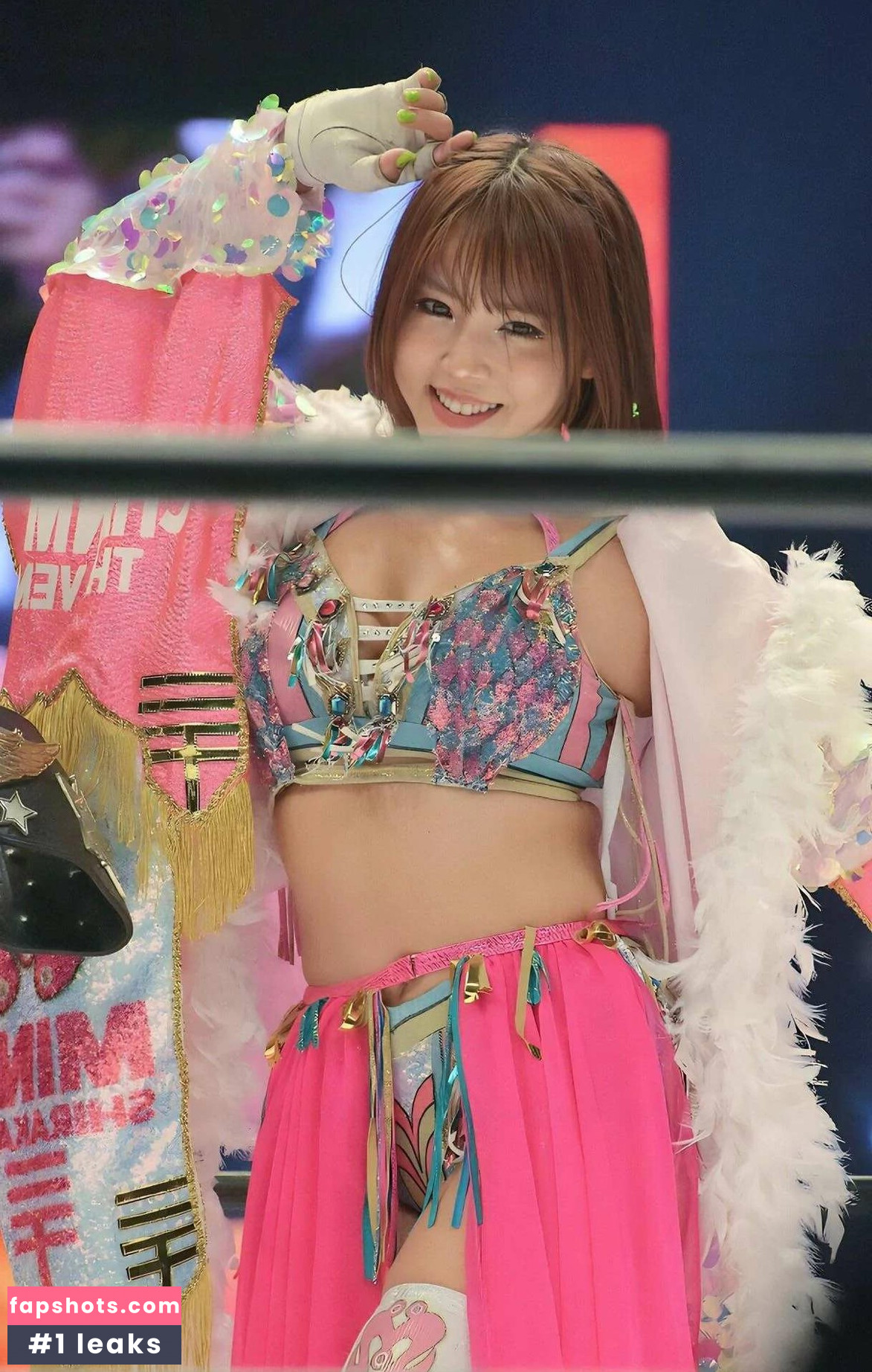 Mina Shirakawa gallery photo #160