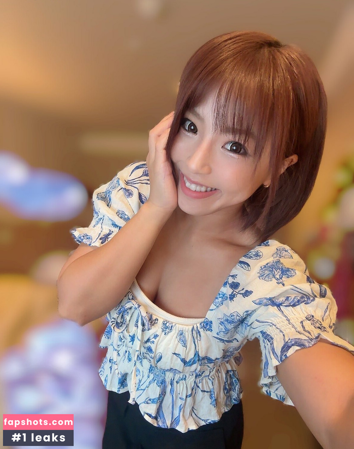 Mina Shirakawa gallery photo #187