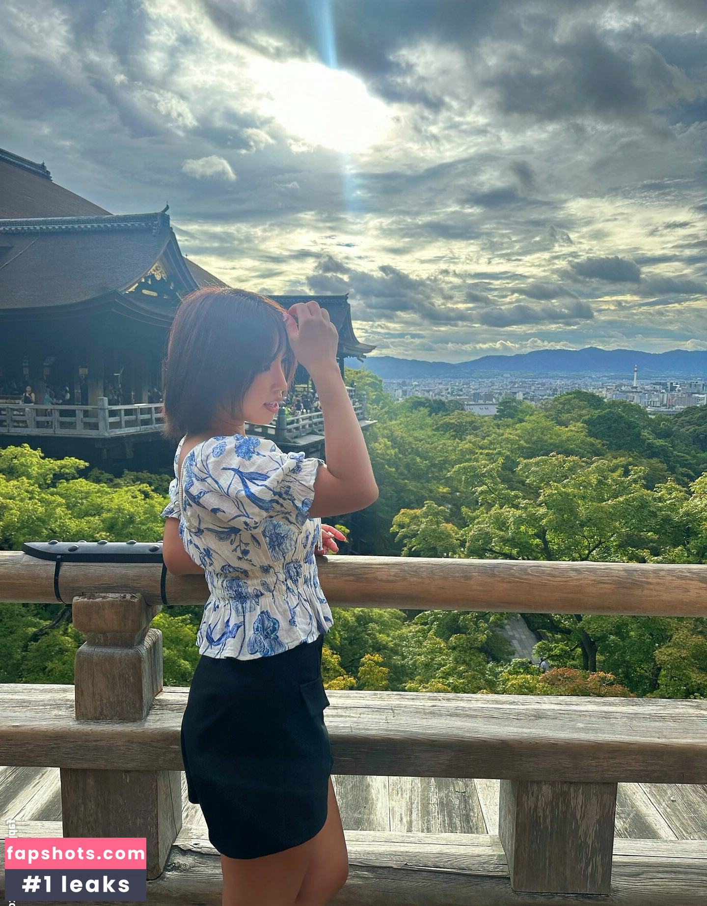 Mina Shirakawa gallery photo #190