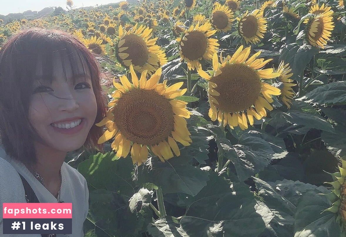 Mina Shirakawa gallery photo #195