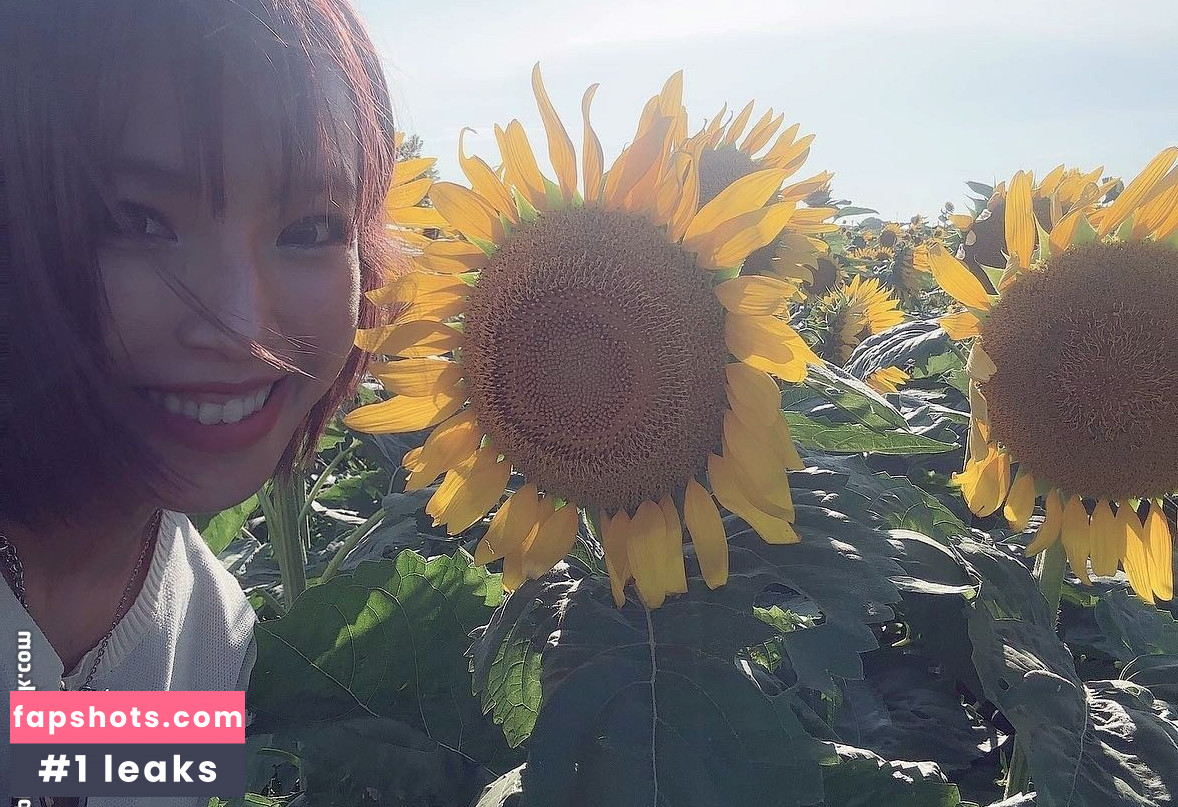 Mina Shirakawa gallery photo #211