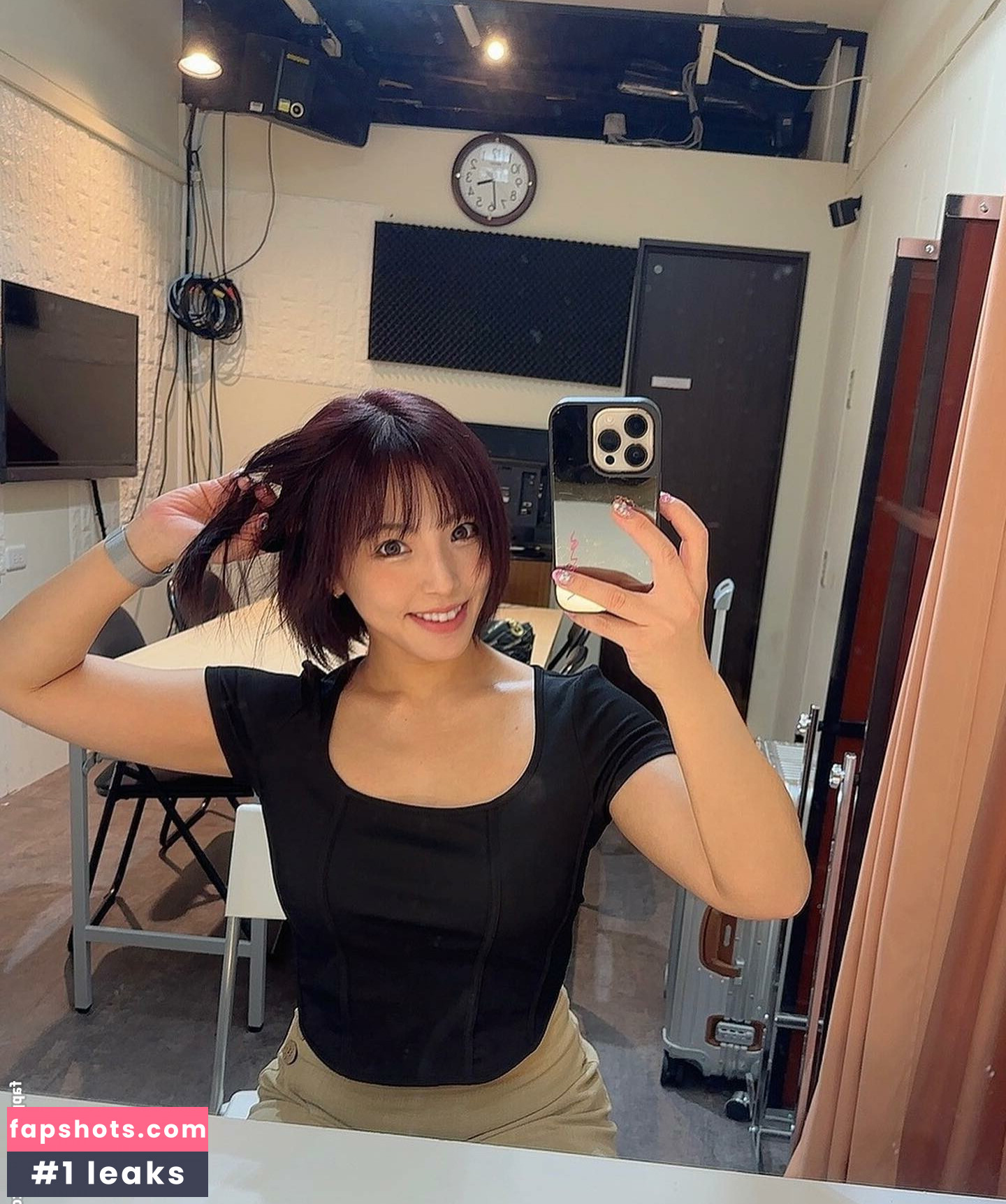 Mina Shirakawa gallery photo #219