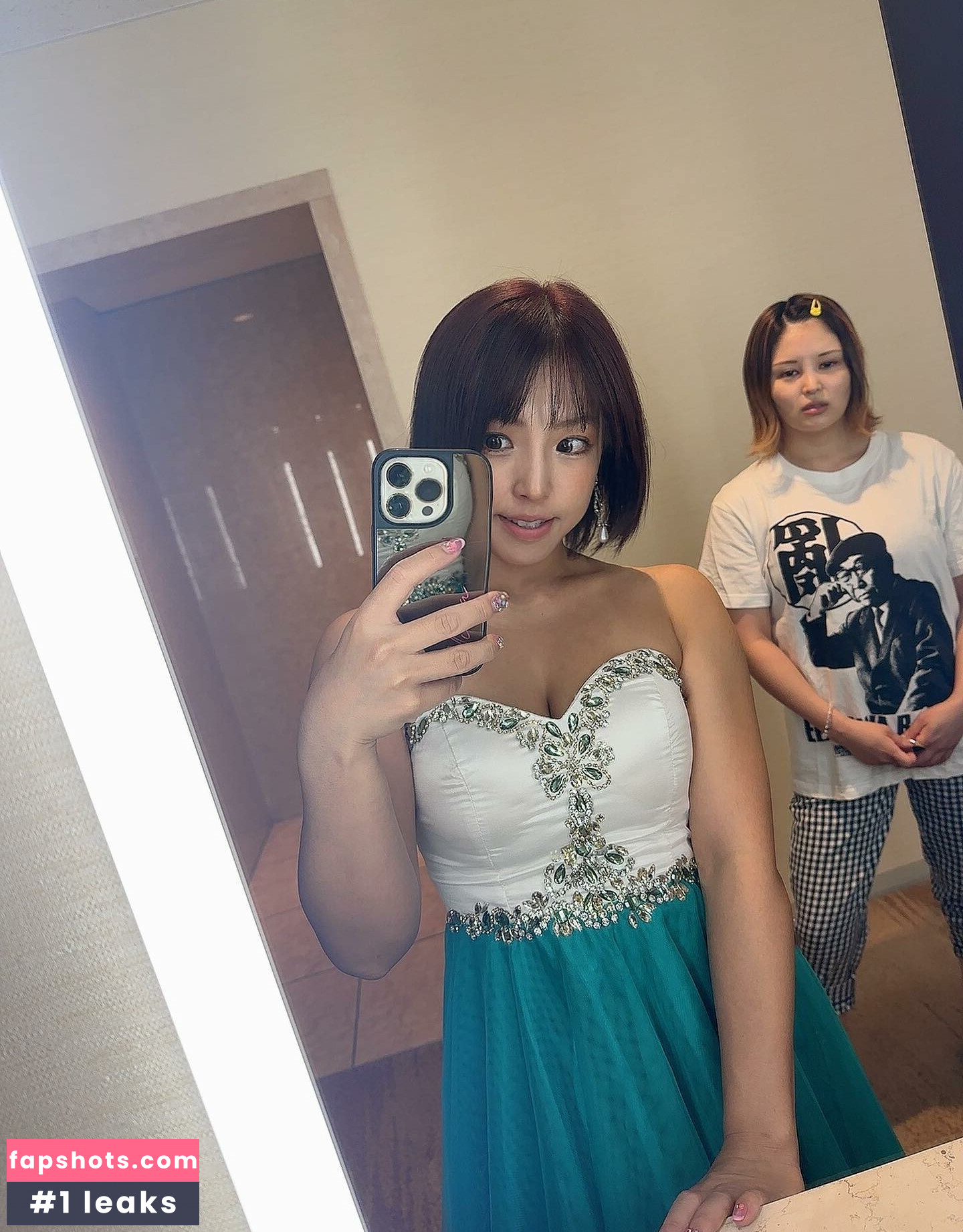 Mina Shirakawa gallery photo #221