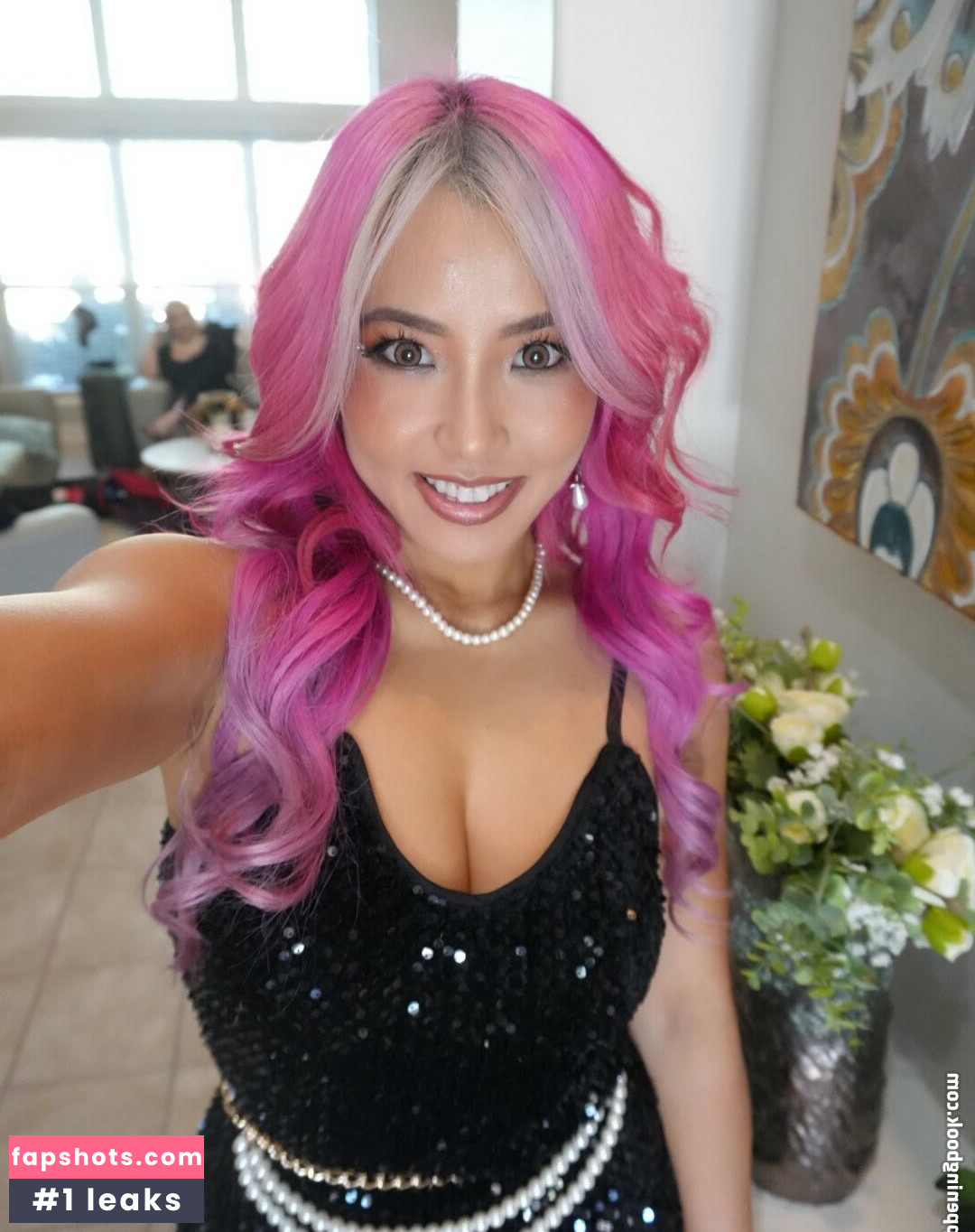 Mina Shirakawa gallery photo #27