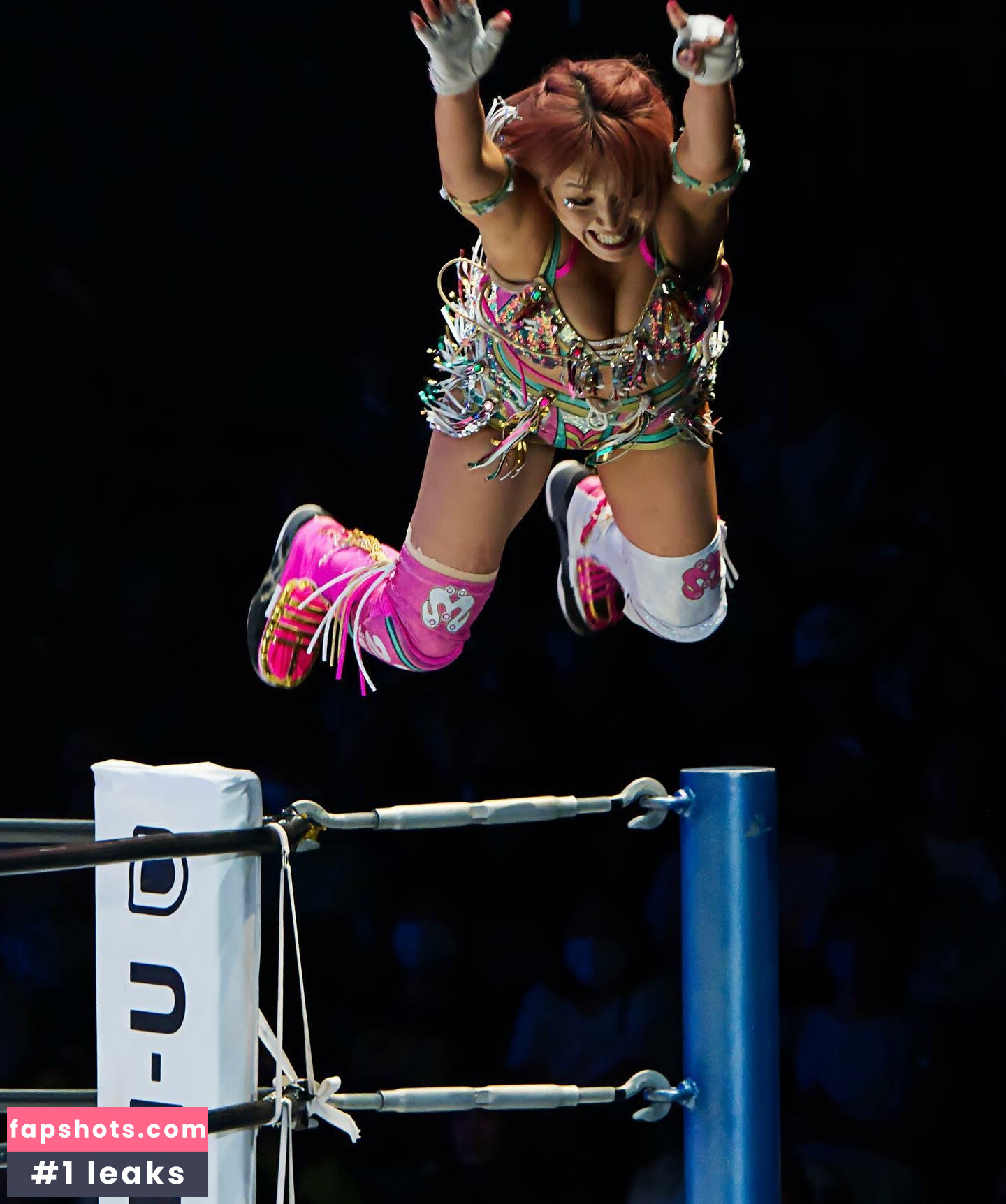 Mina Shirakawa gallery photo #273