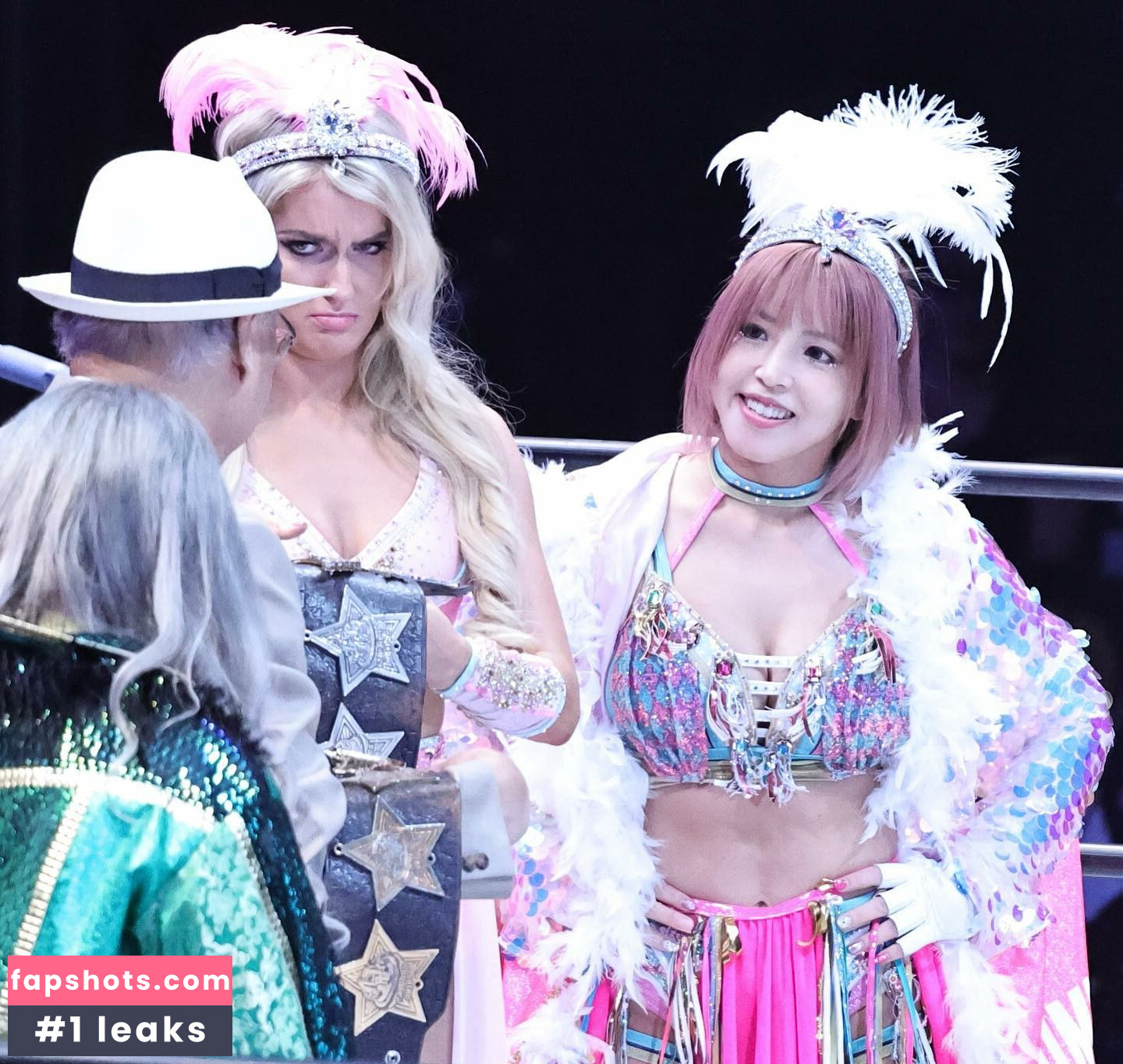 Mina Shirakawa gallery photo #280