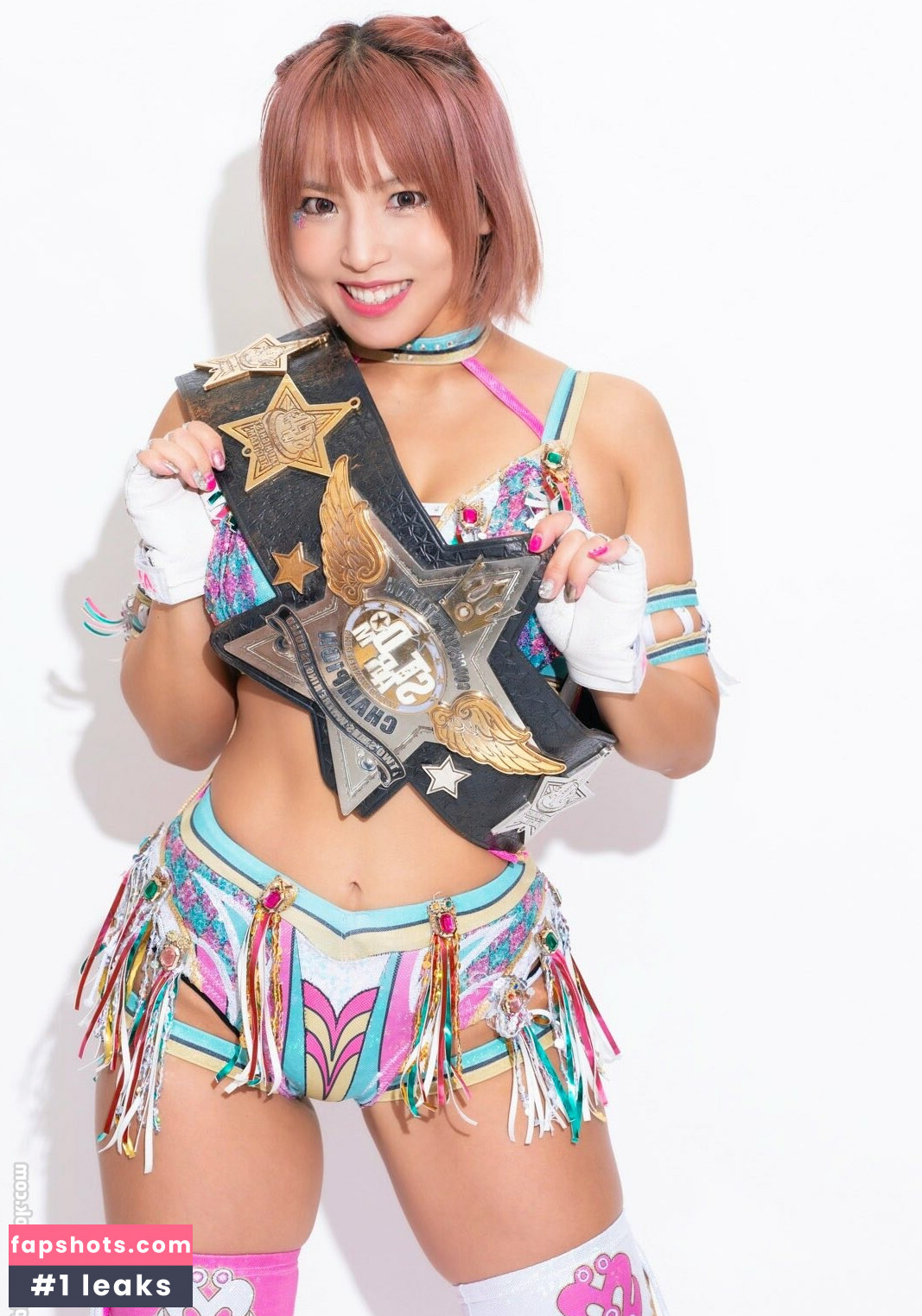 Mina Shirakawa gallery photo #289