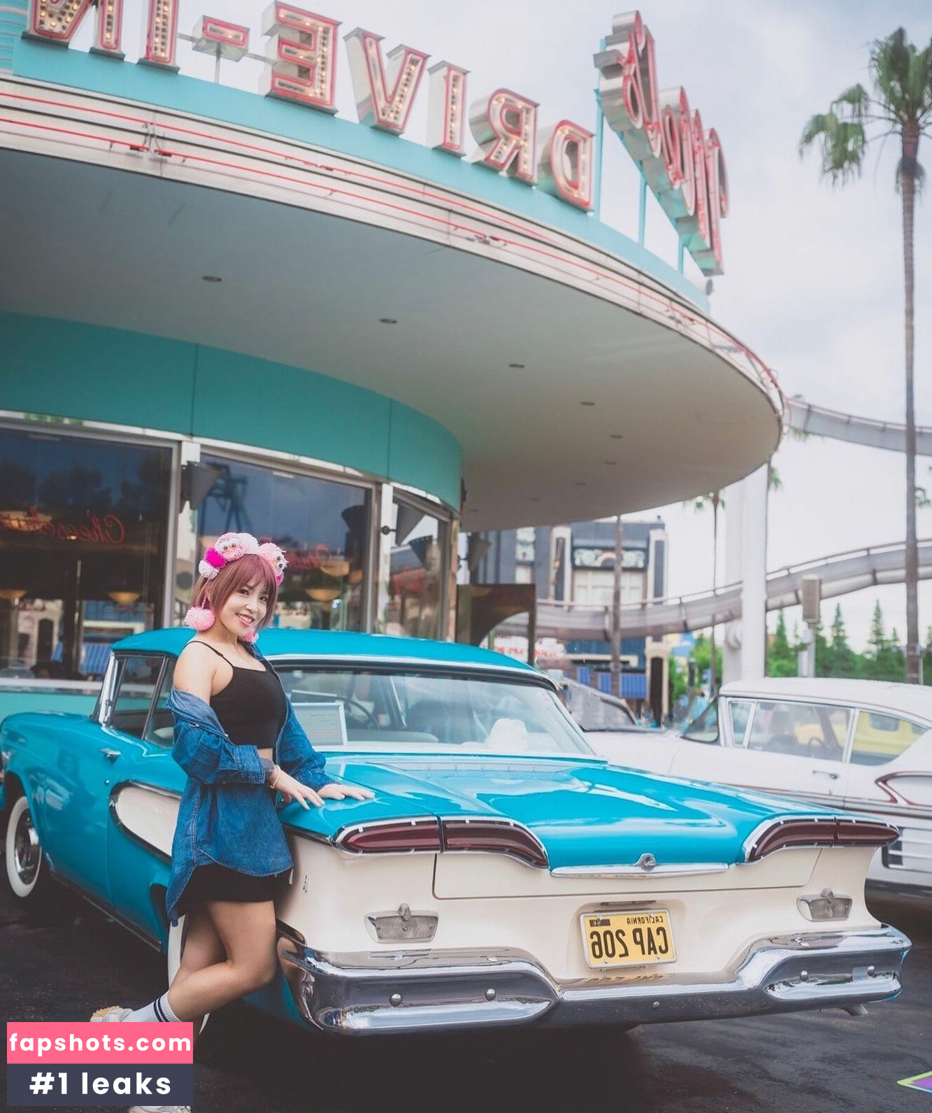 Mina Shirakawa gallery photo #342