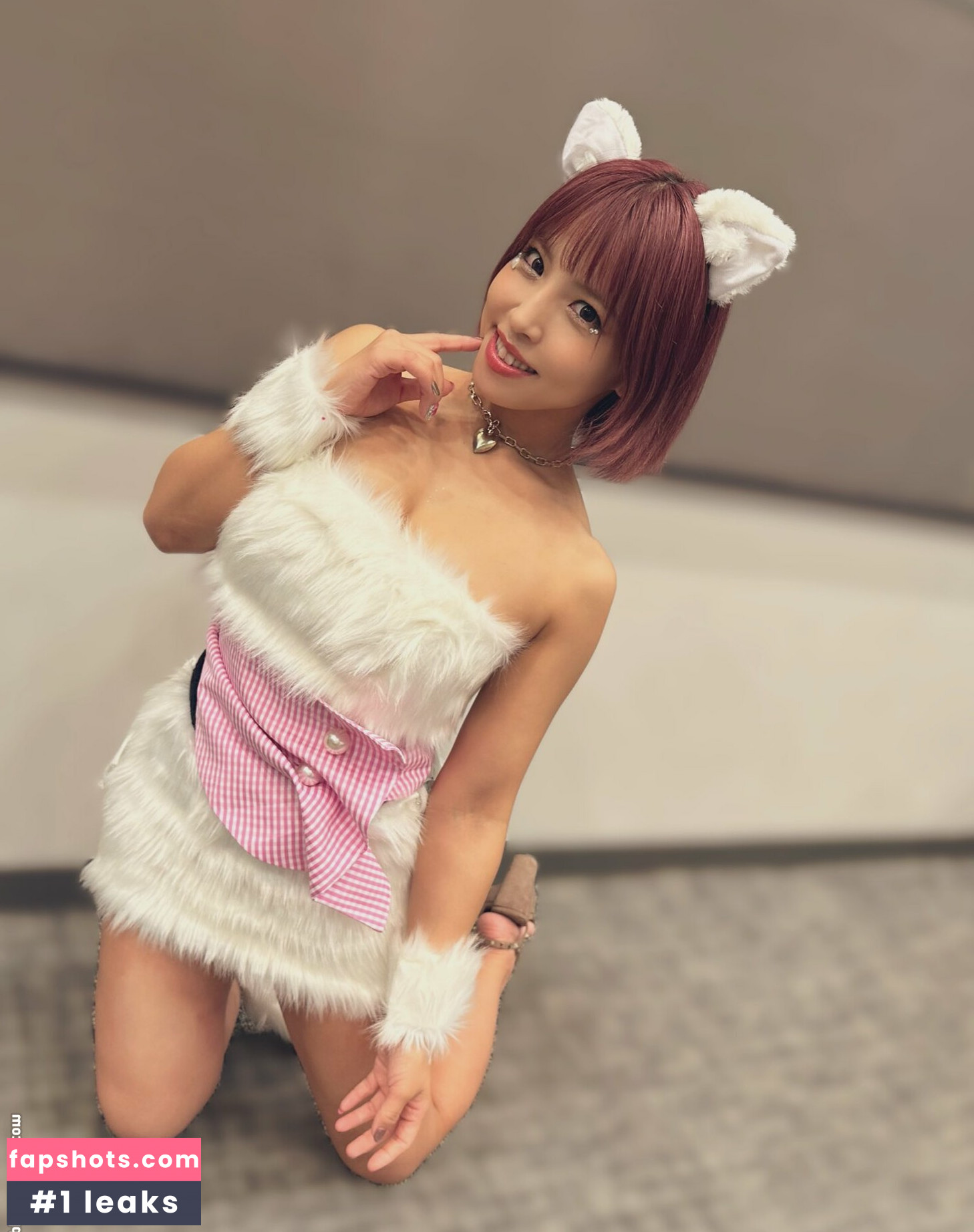 Mina Shirakawa gallery photo #354