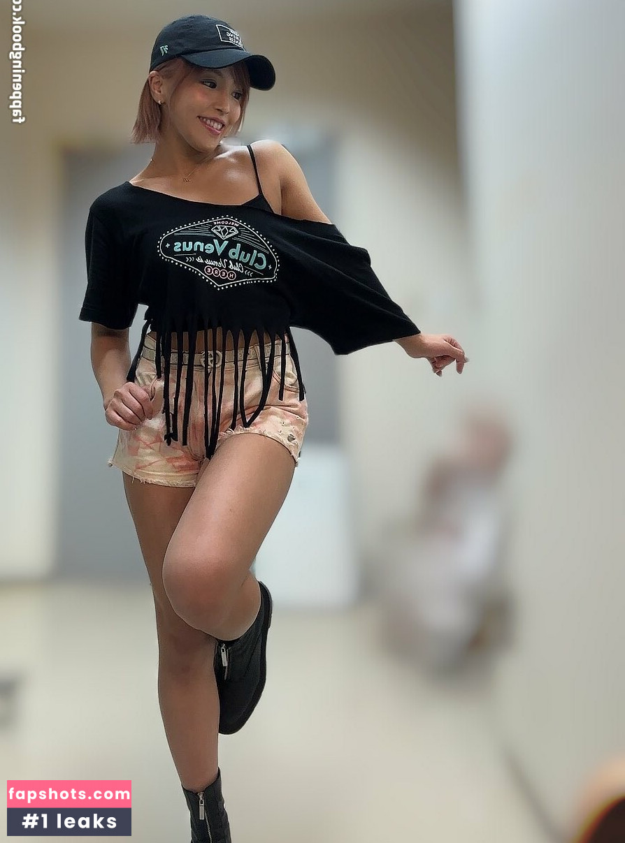 Mina Shirakawa gallery photo #394