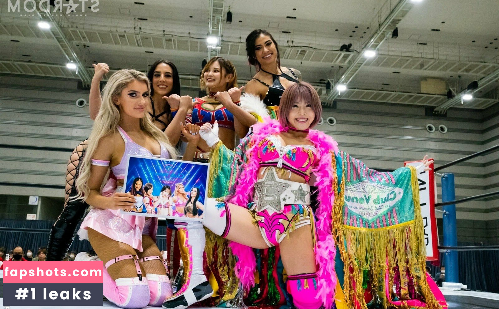 Mina Shirakawa gallery photo #429