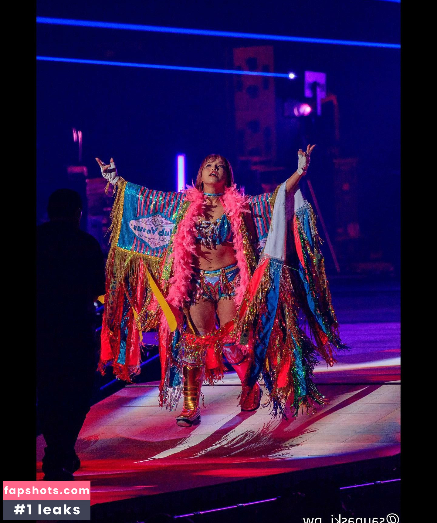 Mina Shirakawa gallery photo #450