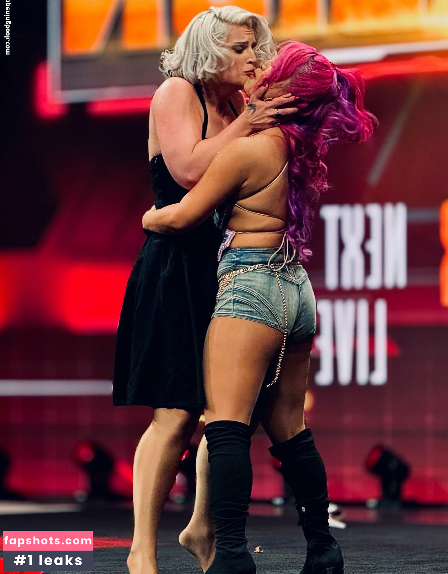 Mina Shirakawa gallery photo #48