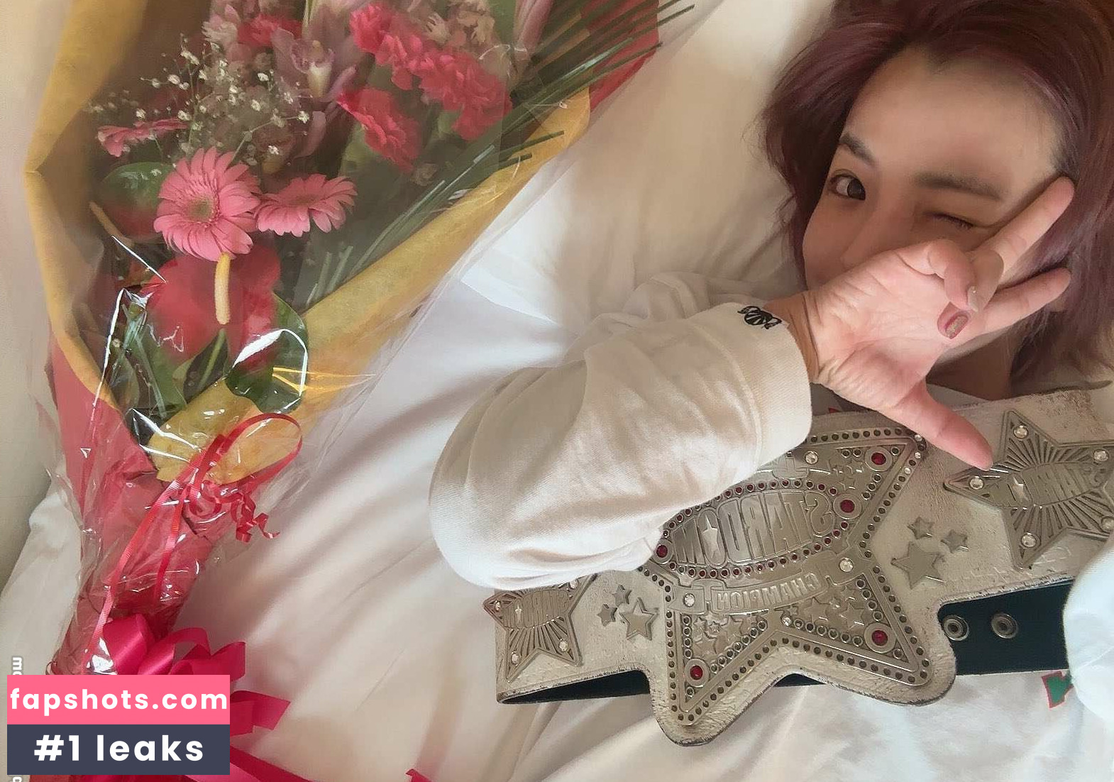 Mina Shirakawa gallery photo #496