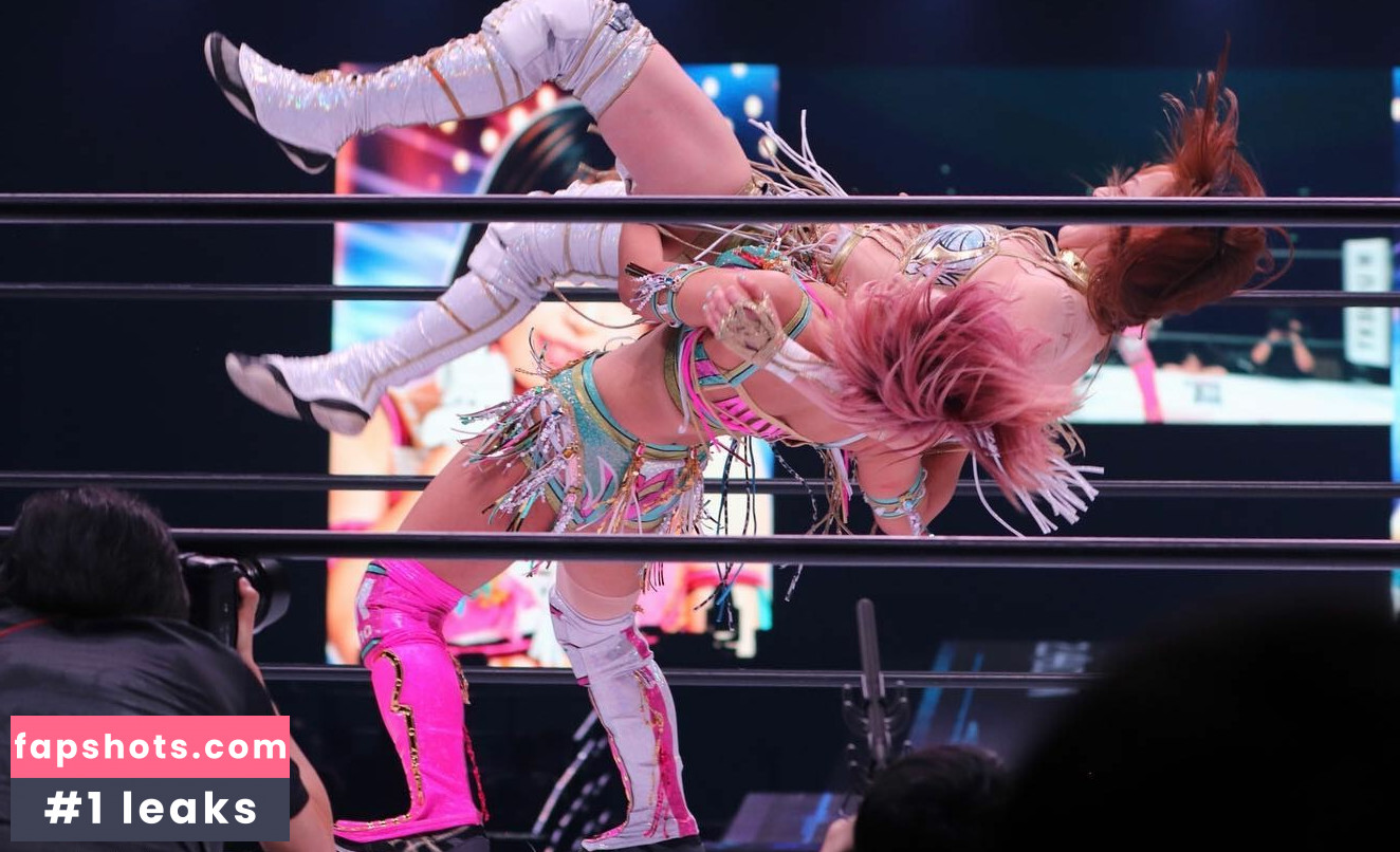 Mina Shirakawa gallery photo #524