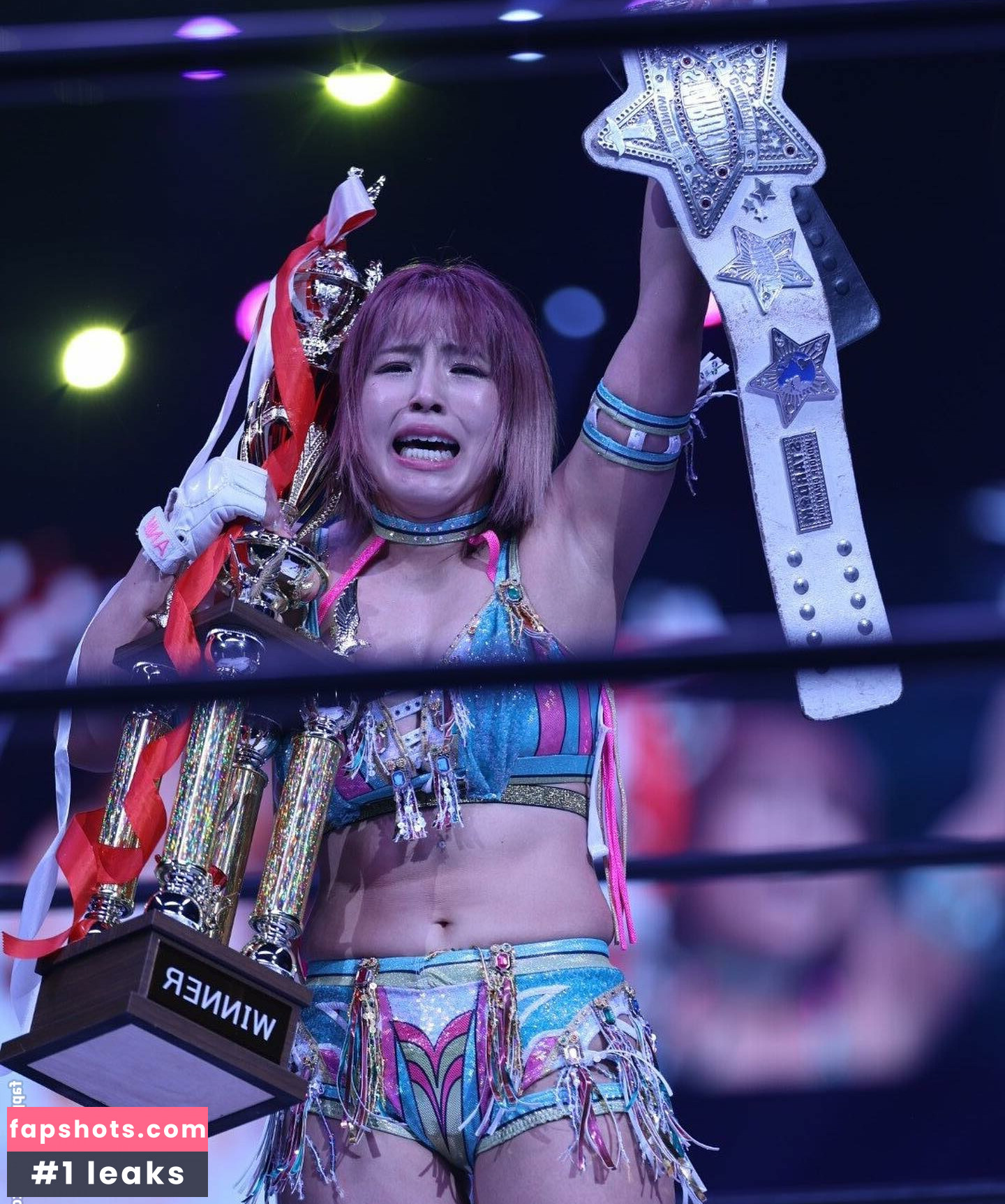 Mina Shirakawa gallery photo #557