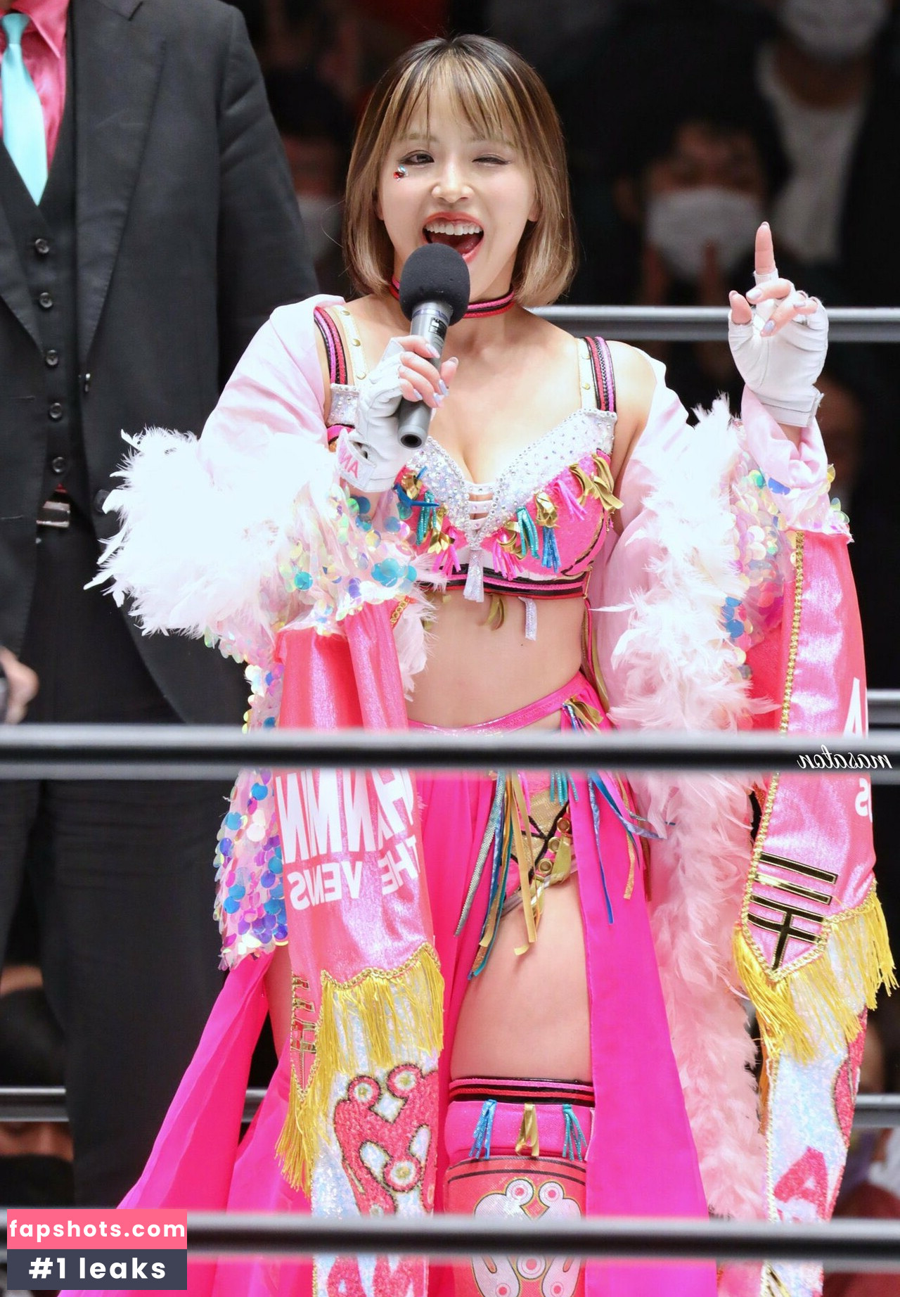 Mina Shirakawa gallery photo #590