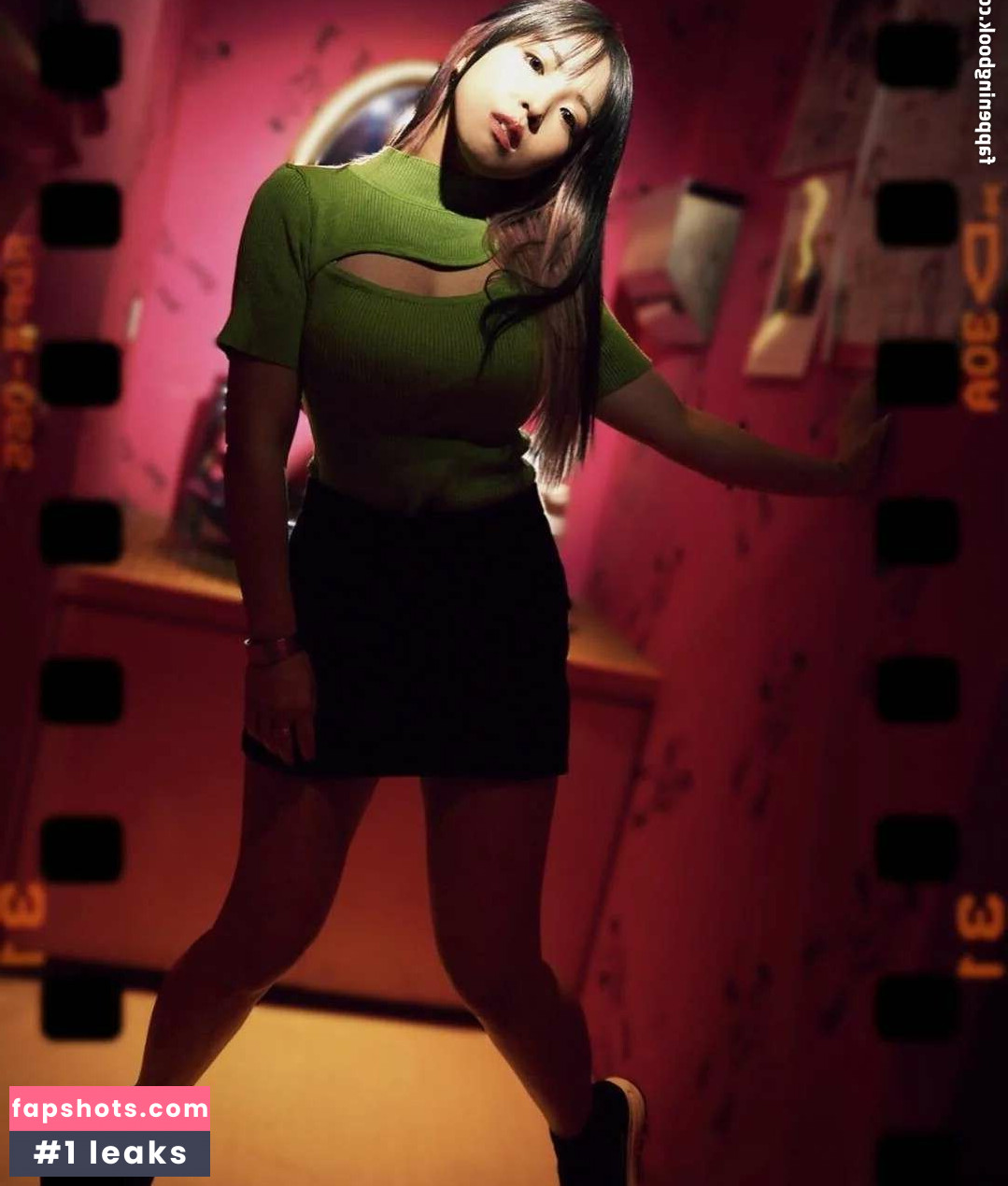 Mina Shirakawa gallery photo #592