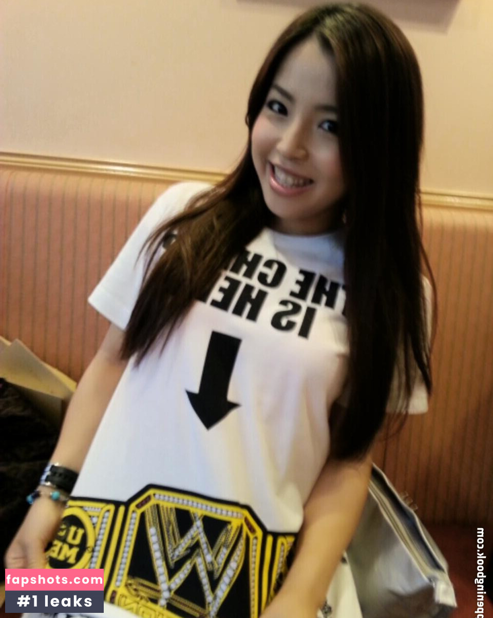 Mina Shirakawa gallery photo #671