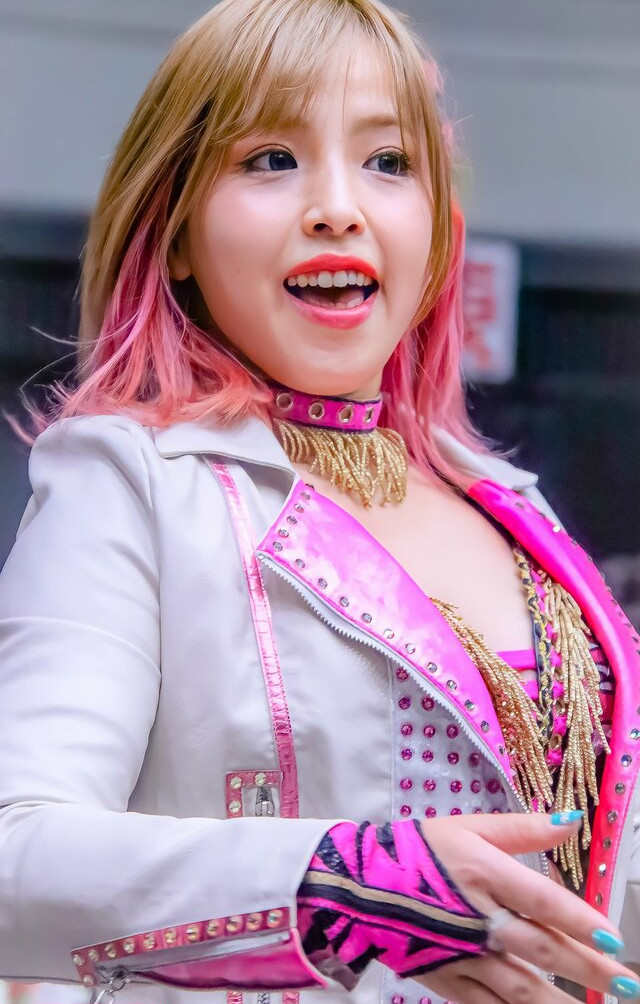 mina-shirakawa gallery photo #1763