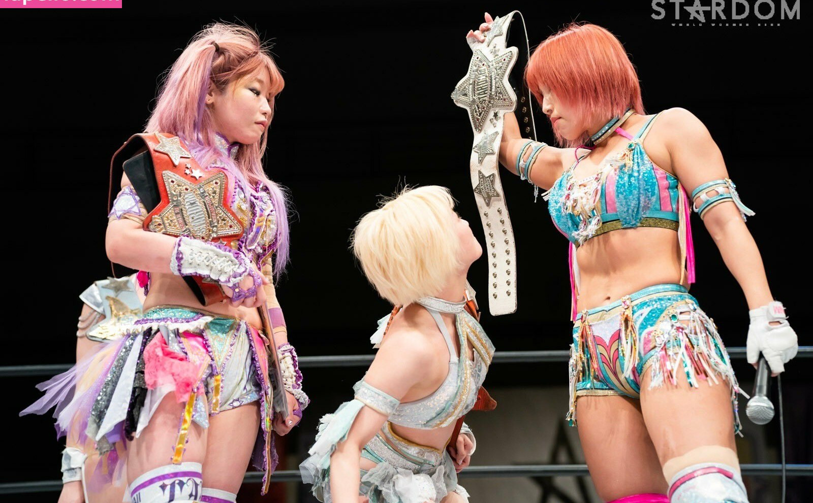 mina-shirakawa gallery photo #661