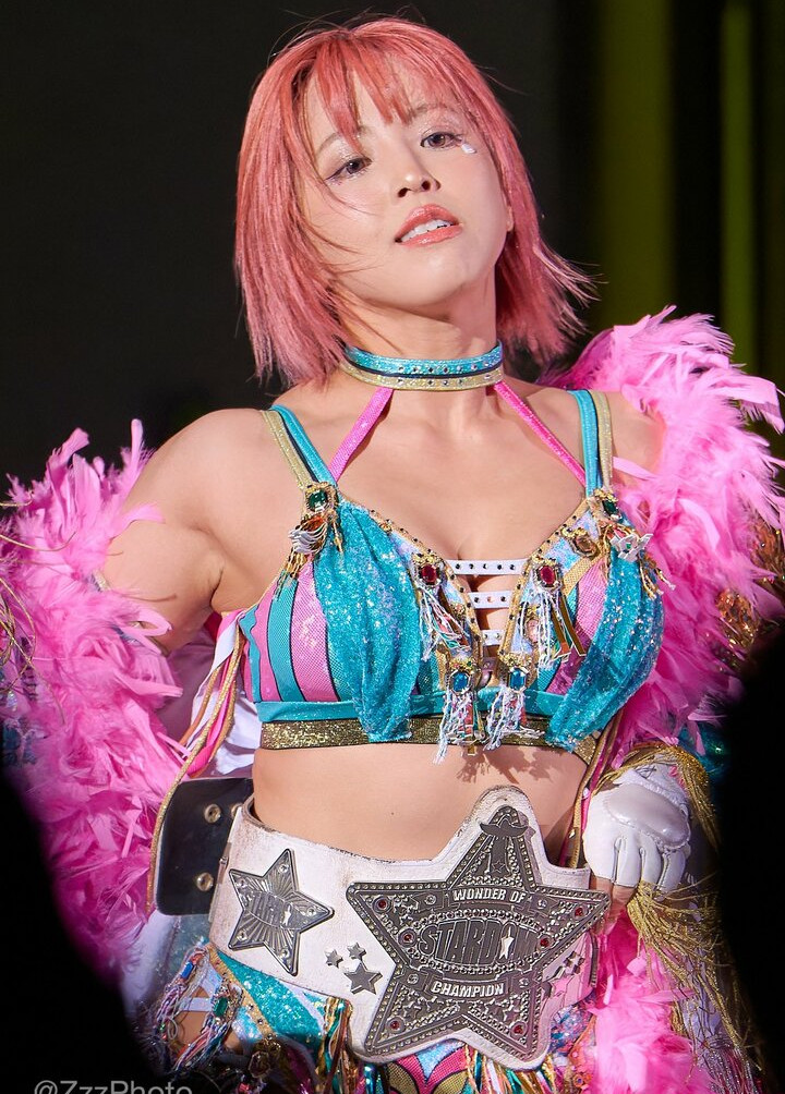 mina-shirakawa gallery photo #664