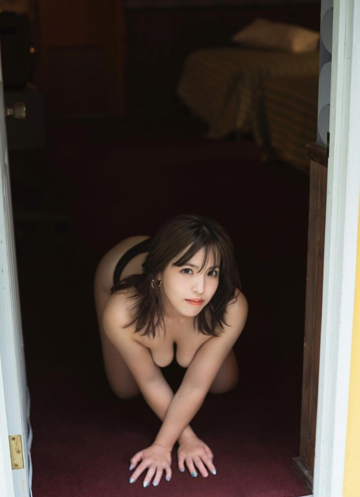 mina-shirakawa gallery photo #707