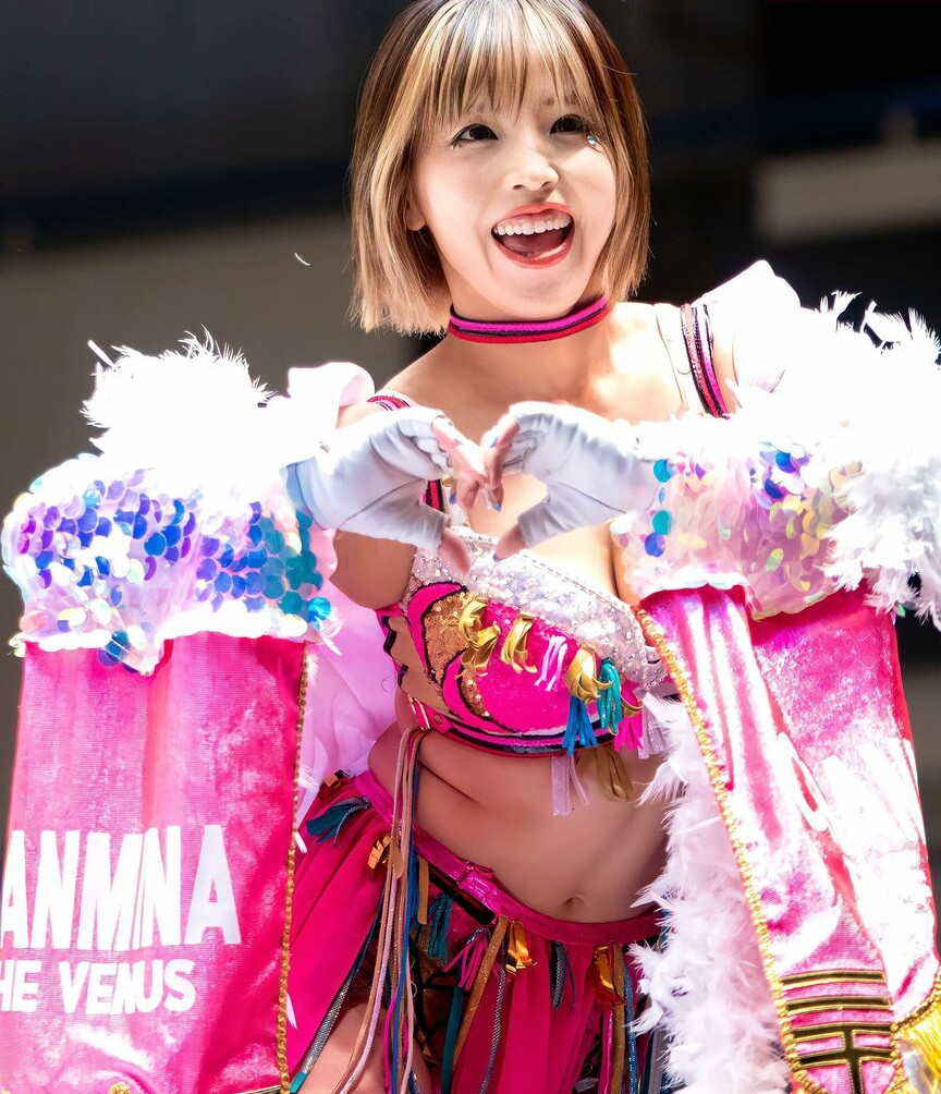 mina-shirakawa gallery photo #788