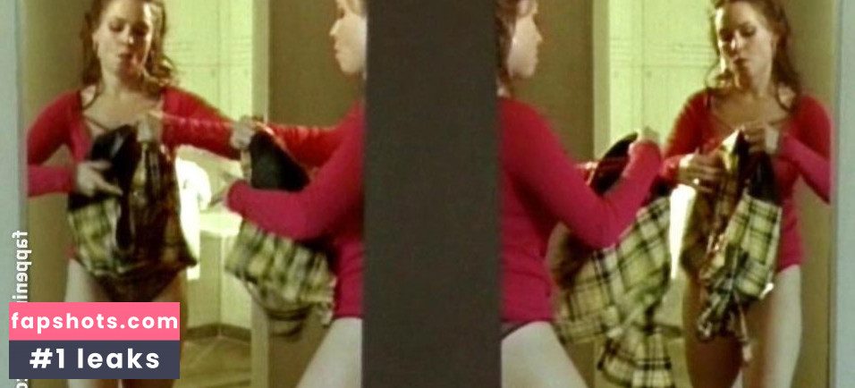 Mina Tander gallery photo #20