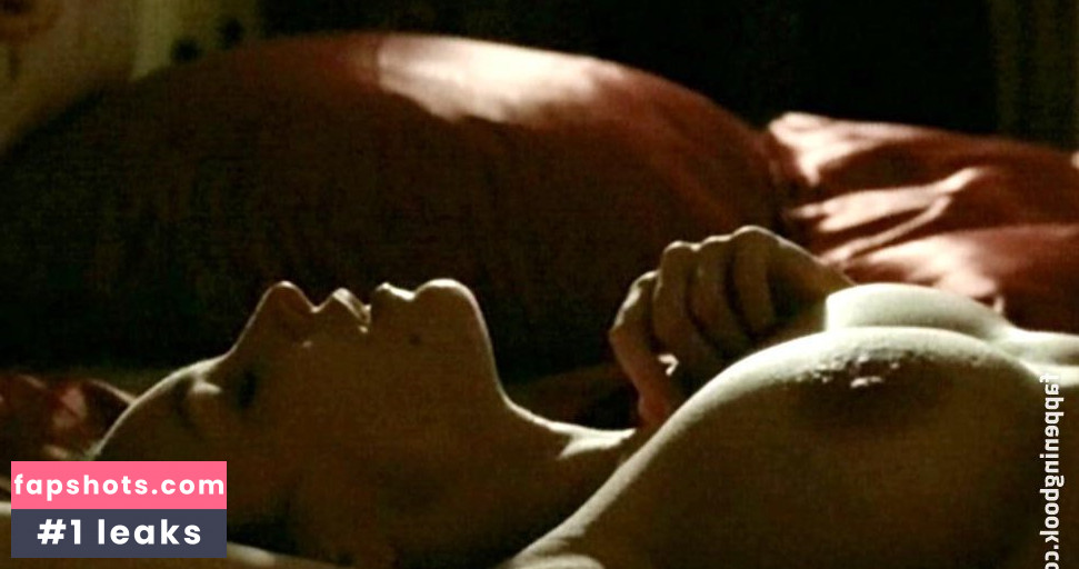 Mina Tander gallery photo #22