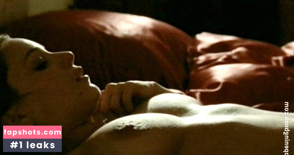 Mina Tander gallery photo #27