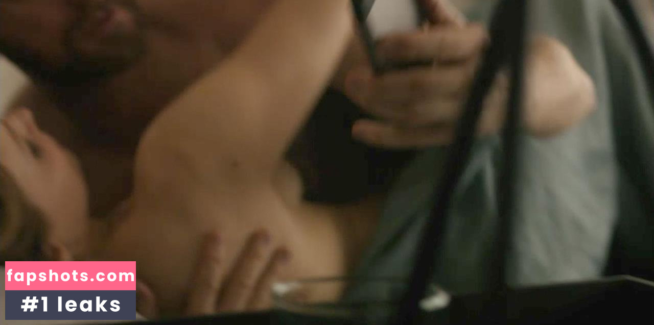 Mina Tander gallery photo #49