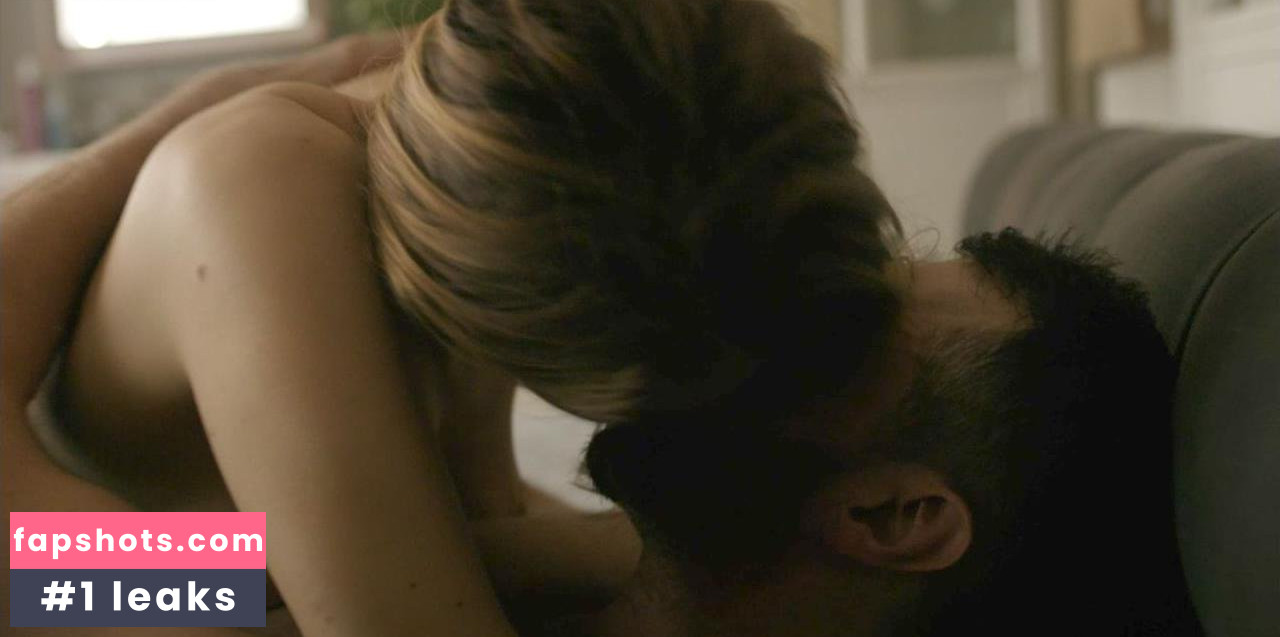 Mina Tander gallery photo #51