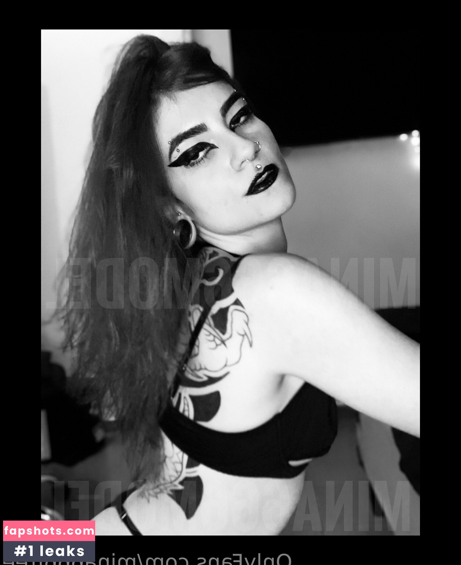 mina666free nude babe gallery