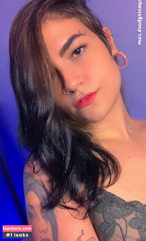 Mina666Model gallery photo #10