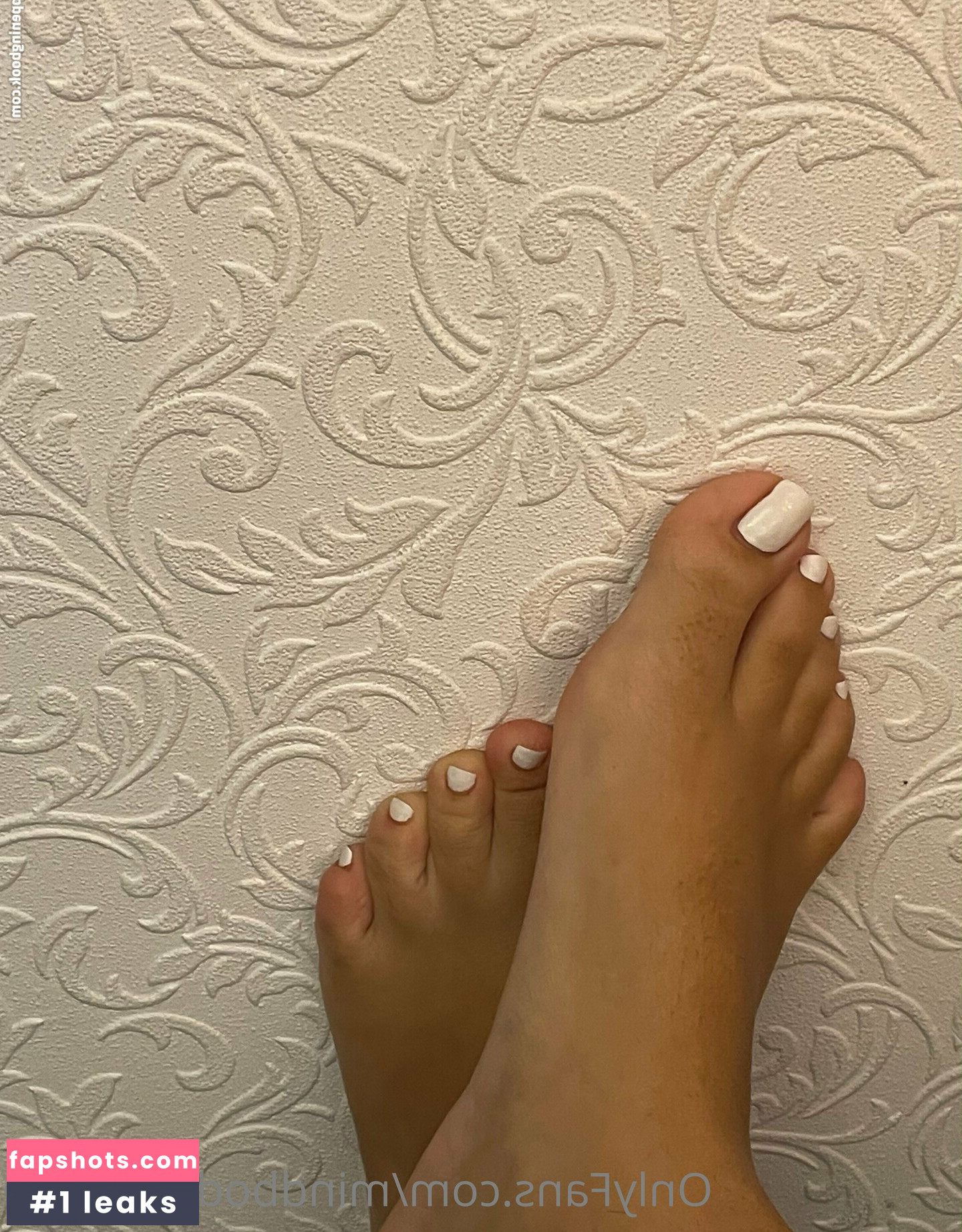 mindbodyandsole nude babe gallery