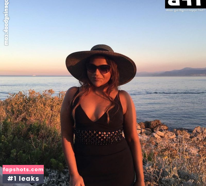 Mindy Kaling Filtración Desnuda OnlyFans Foto #33 - Fapshots