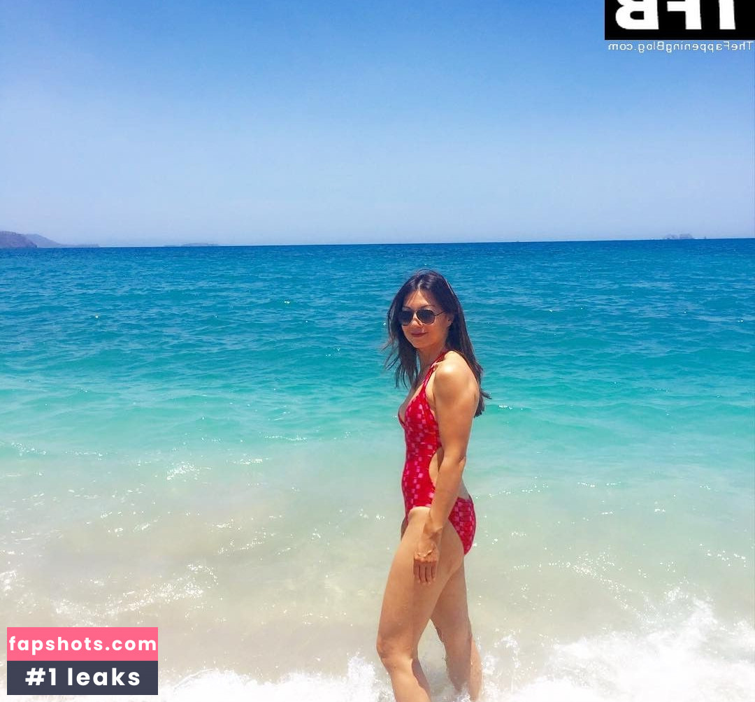 Ming-Na Wen gallery photo #15