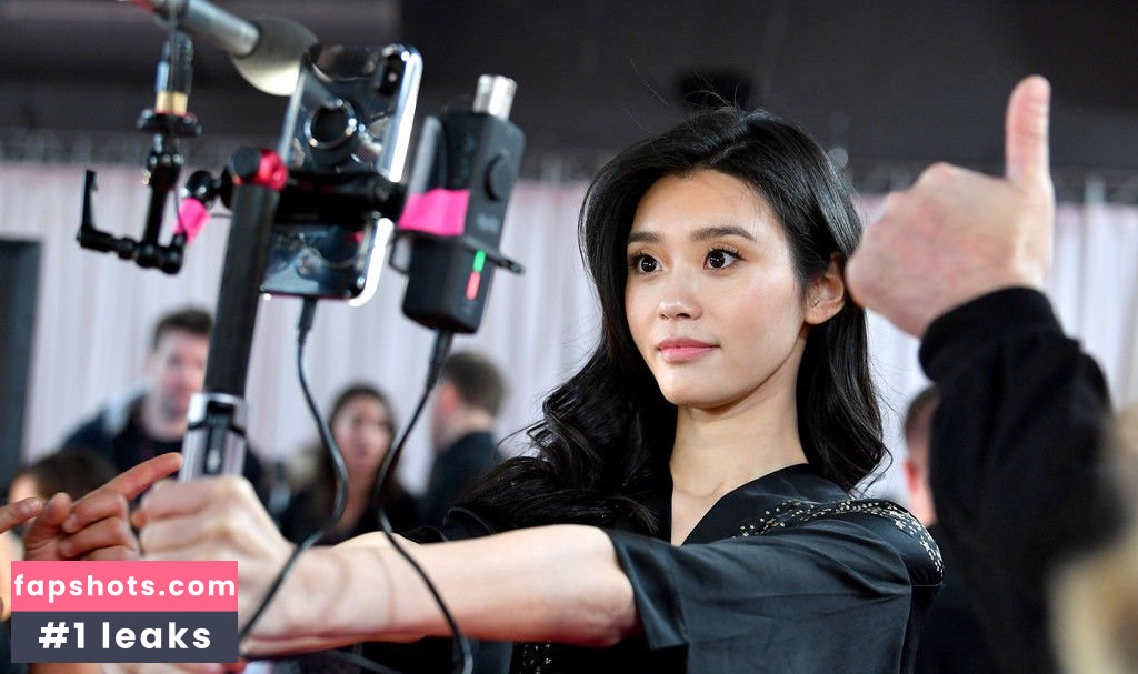 Ming Xi gallery photo #22