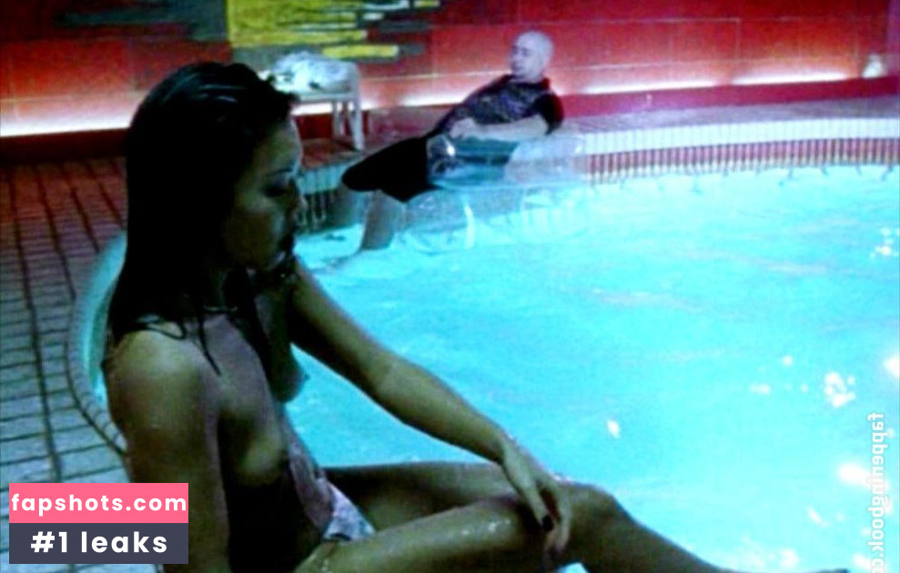 Minh-Khai Phan-Thi gallery photo #12